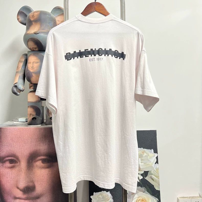 Balenciaga Balenciaga Infrared Short Sleeve Tee Size US L / EU 52-54 / 3 - 2 Thumbnail