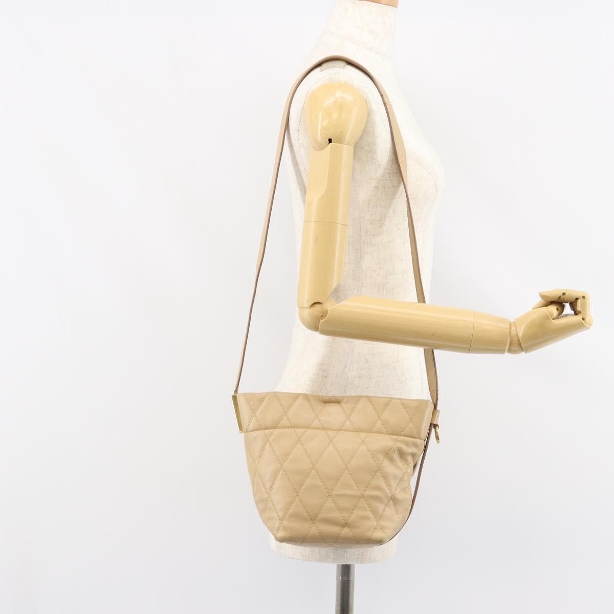Givenchy Givenchy GV Bucket Bag Quilted Leather Size ONE SIZE - 14 Thumbnail