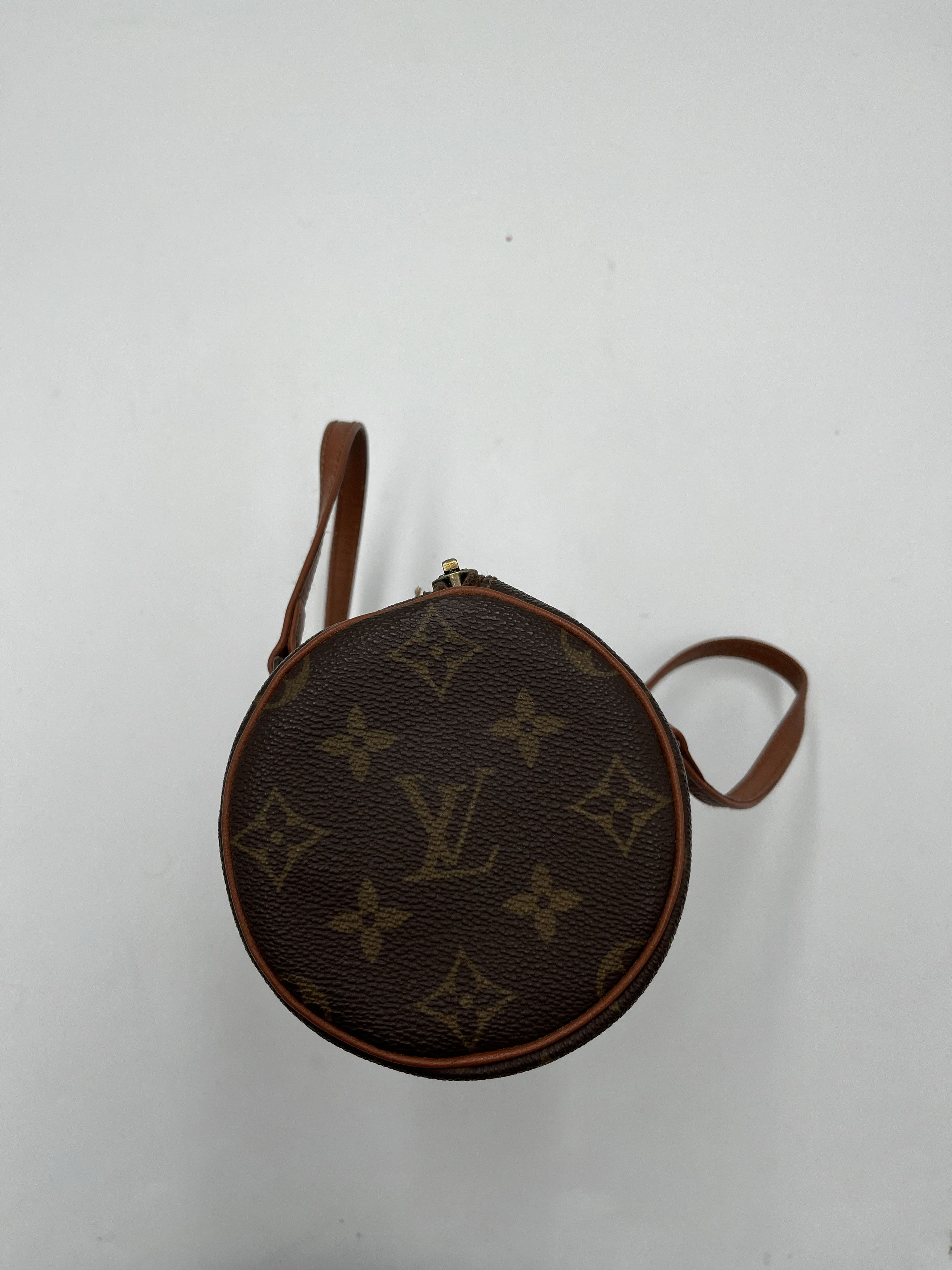 Louis Vuitton Louis Vuitton Papillon Handbag Monogram Canvas Size ONE SIZE - 5 Thumbnail