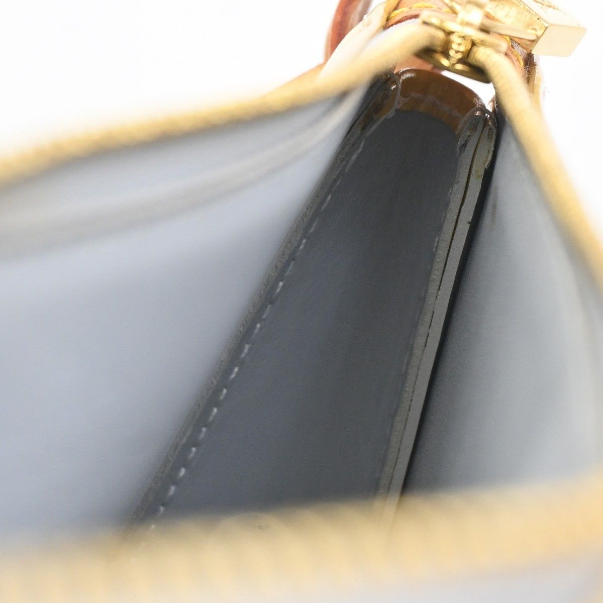 Louis Vuitton Louis Vuitton Lexington Pochette Monogram Vernis Size ONE SIZE - 13 Thumbnail