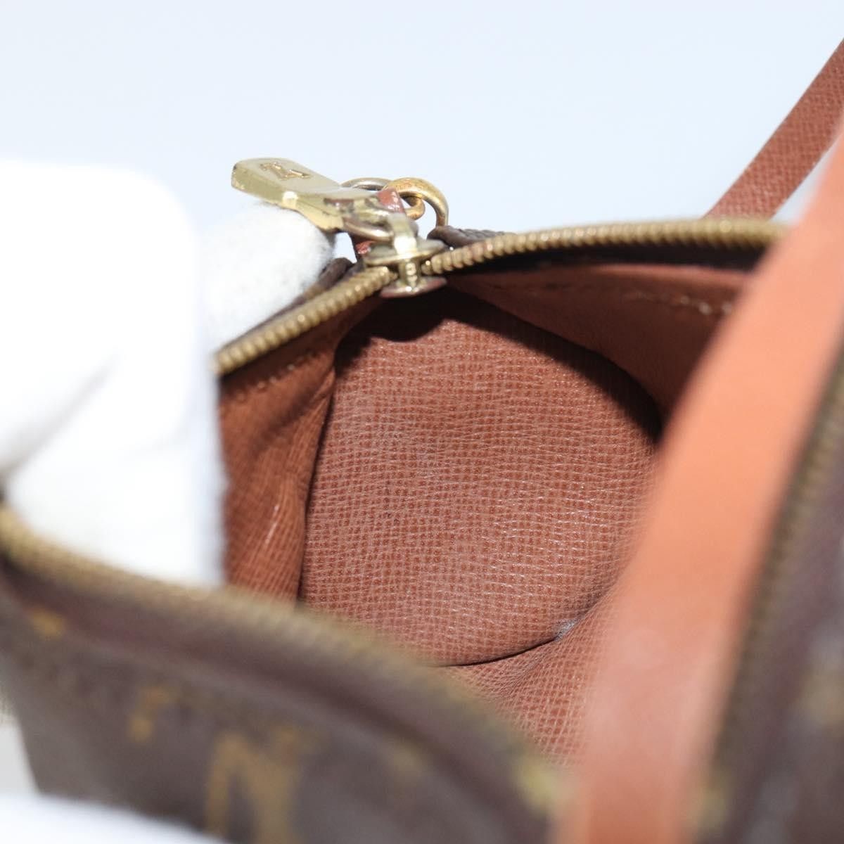 Louis Vuitton Louis Vuitton Papillon Pochette Monogram Canvas Size ONE SIZE - 16 Thumbnail