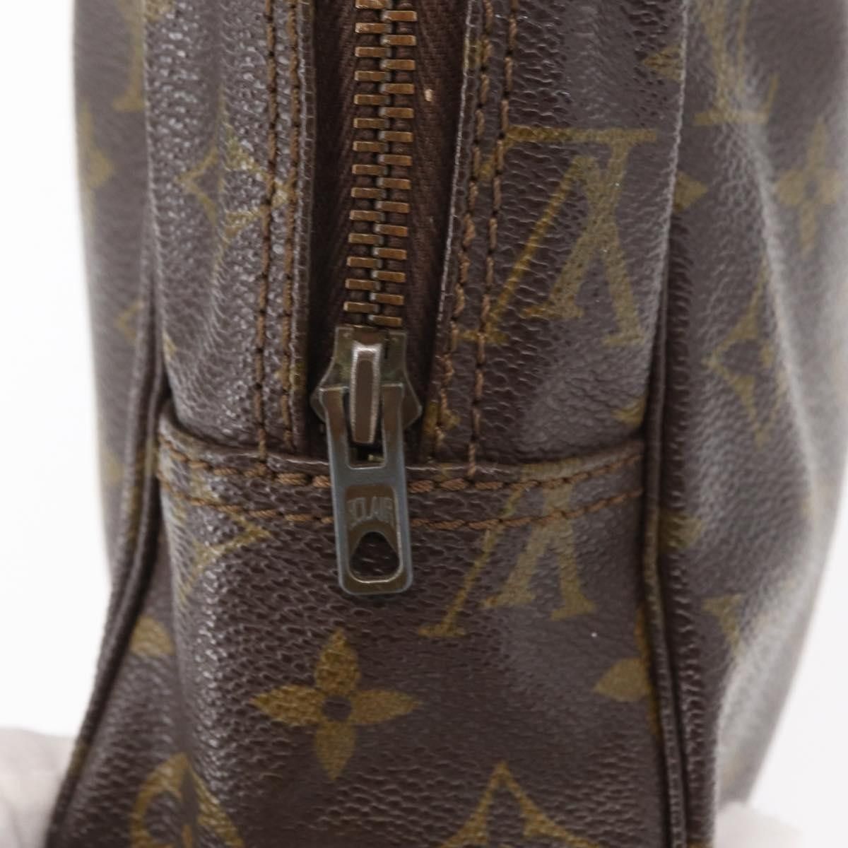 Louis Vuitton Louis Vuitton Trousse Toiletry Pouch Monogram Canvas Size ONE SIZE - 11 Thumbnail