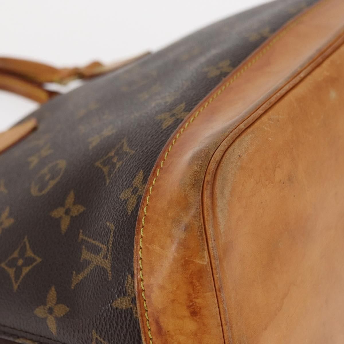 Louis Vuitton Louis Vuitton Alma Handbag Monogram Canvas Size ONE SIZE - 11 Thumbnail