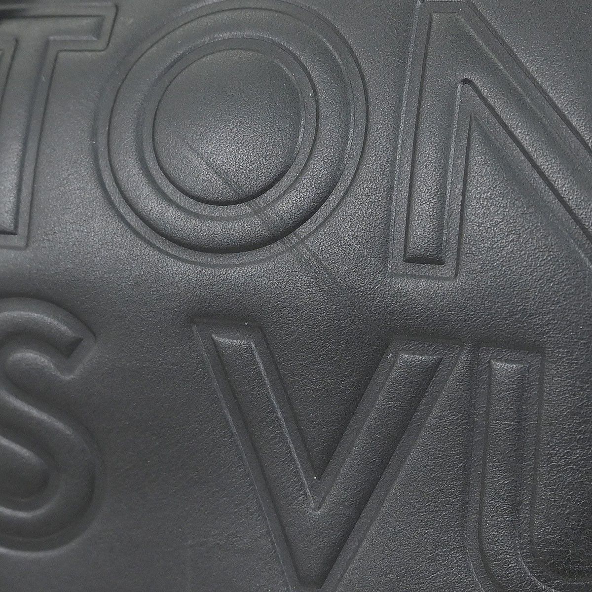 Louis Vuitton Louis Vuitton Paris Speedy Cube Bag Embossed Leather Size ONE SIZE - 12 Thumbnail