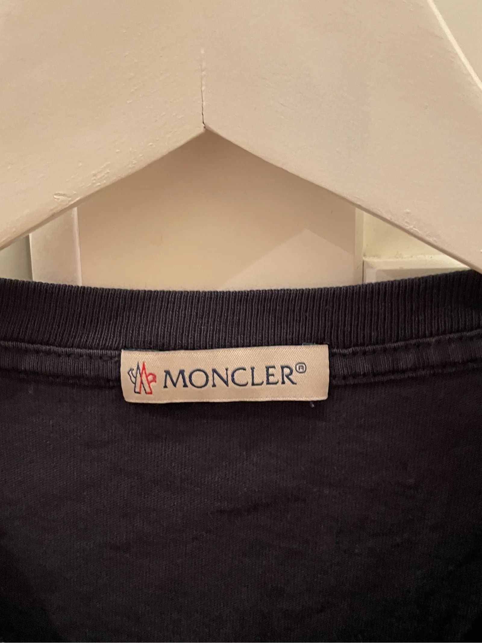 Moncler Moncler T-shirt Size US S / EU 44-46 / 1 - 2 Thumbnail