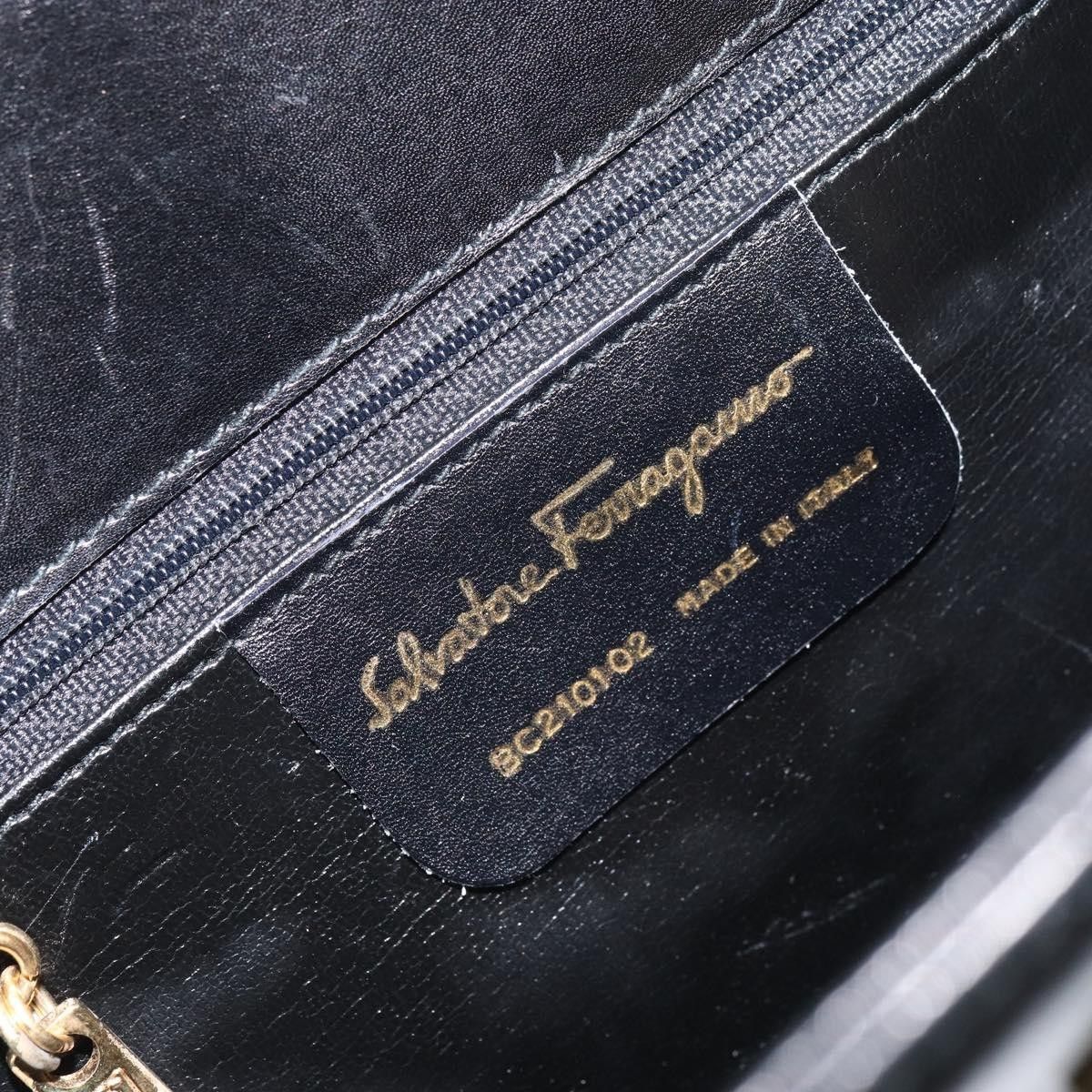 Salvatore Ferragamo Salvatore Ferragamo Vintage Shoulder Bag Leather Size ONE SIZE - 6 Thumbnail