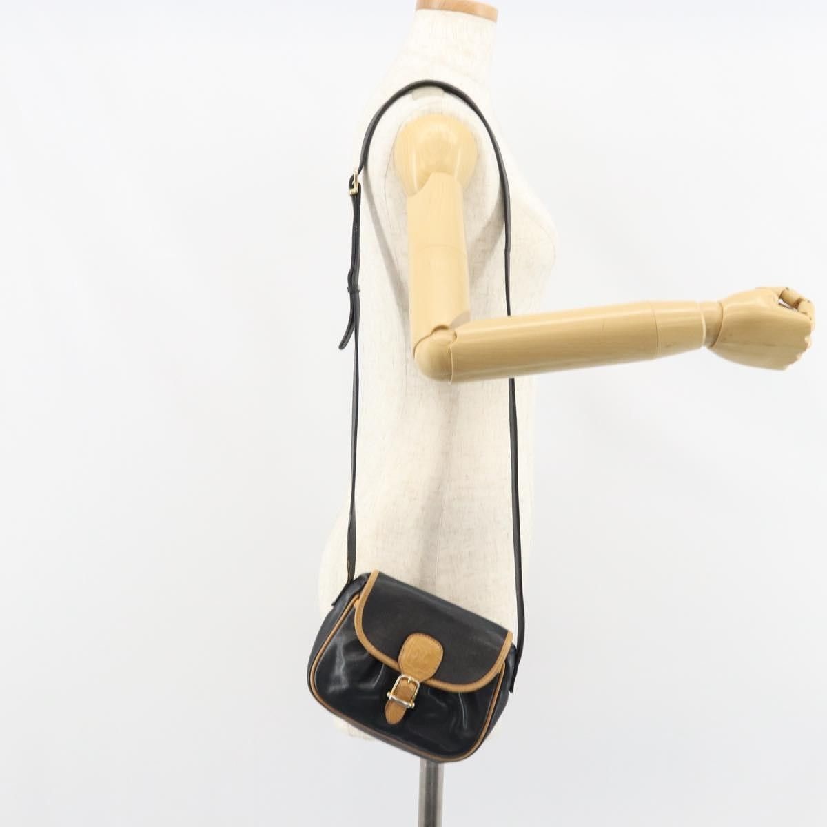 Celine Celine Vintage Shoulder Bag Leather Size ONE SIZE - 14 Thumbnail