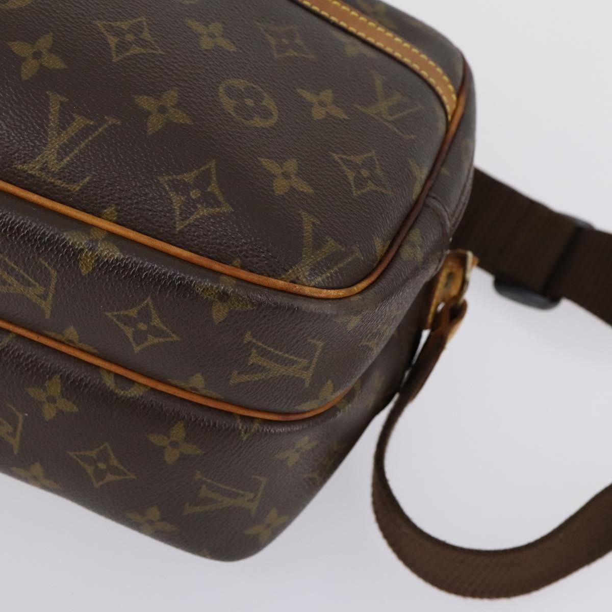 Louis Vuitton Louis Vuitton Reporter Bag Monogram Canvas Size ONE SIZE - 8 Thumbnail