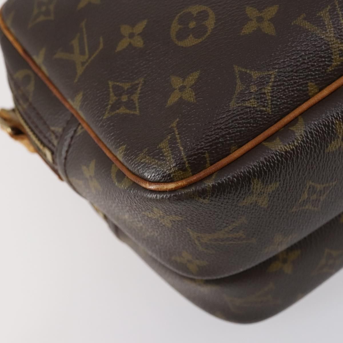 Louis Vuitton Louis Vuitton Reporter Bag Monogram Canvas Size ONE SIZE - 11 Thumbnail