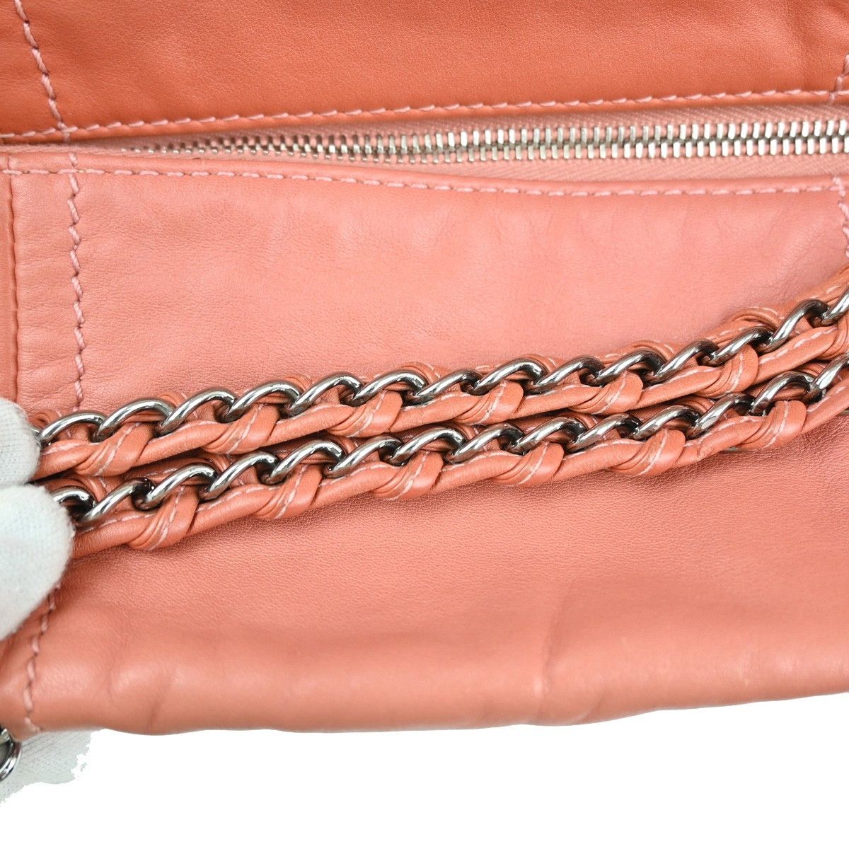 Chanel Chanel Luxe Ligne Zipped Tote Calfskin Size ONE SIZE - 9 Thumbnail
