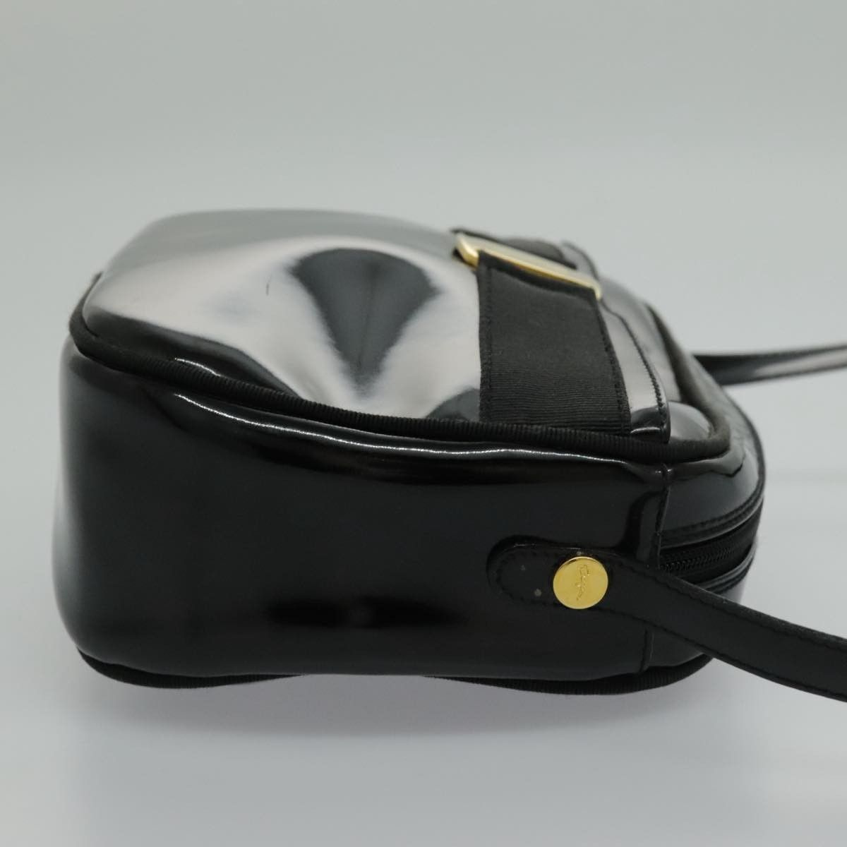 Salvatore Ferragamo Salvatore Ferragamo Vala Shoulder Bag Patent Leather Size ONE SIZE - 4 Thumbnail