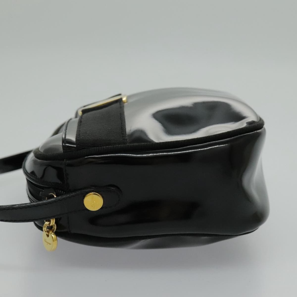 Salvatore Ferragamo Salvatore Ferragamo Vala Shoulder Bag Patent Leather Size ONE SIZE - 3 Thumbnail