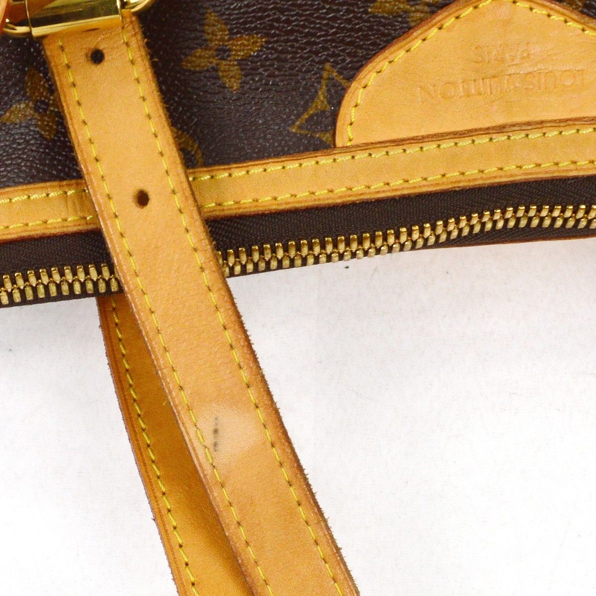 Louis Vuitton Louis Vuitton Palermo Handbag Monogram Canvas Size ONE SIZE - 9 Thumbnail