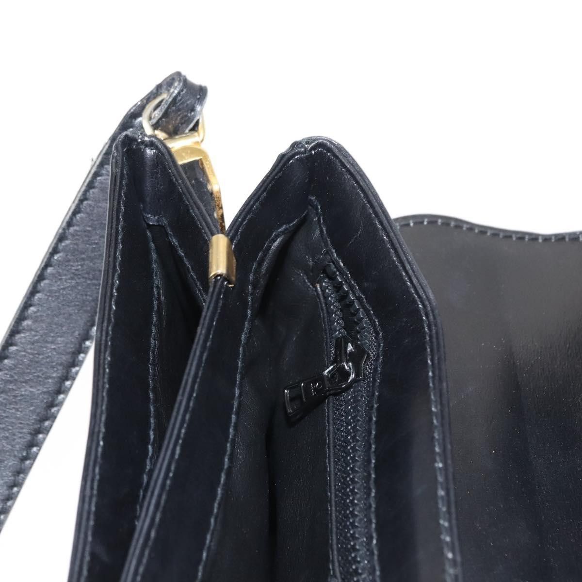 Celine Celine Vintage Shoulder Bag Leather Size ONE SIZE - 21 Thumbnail
