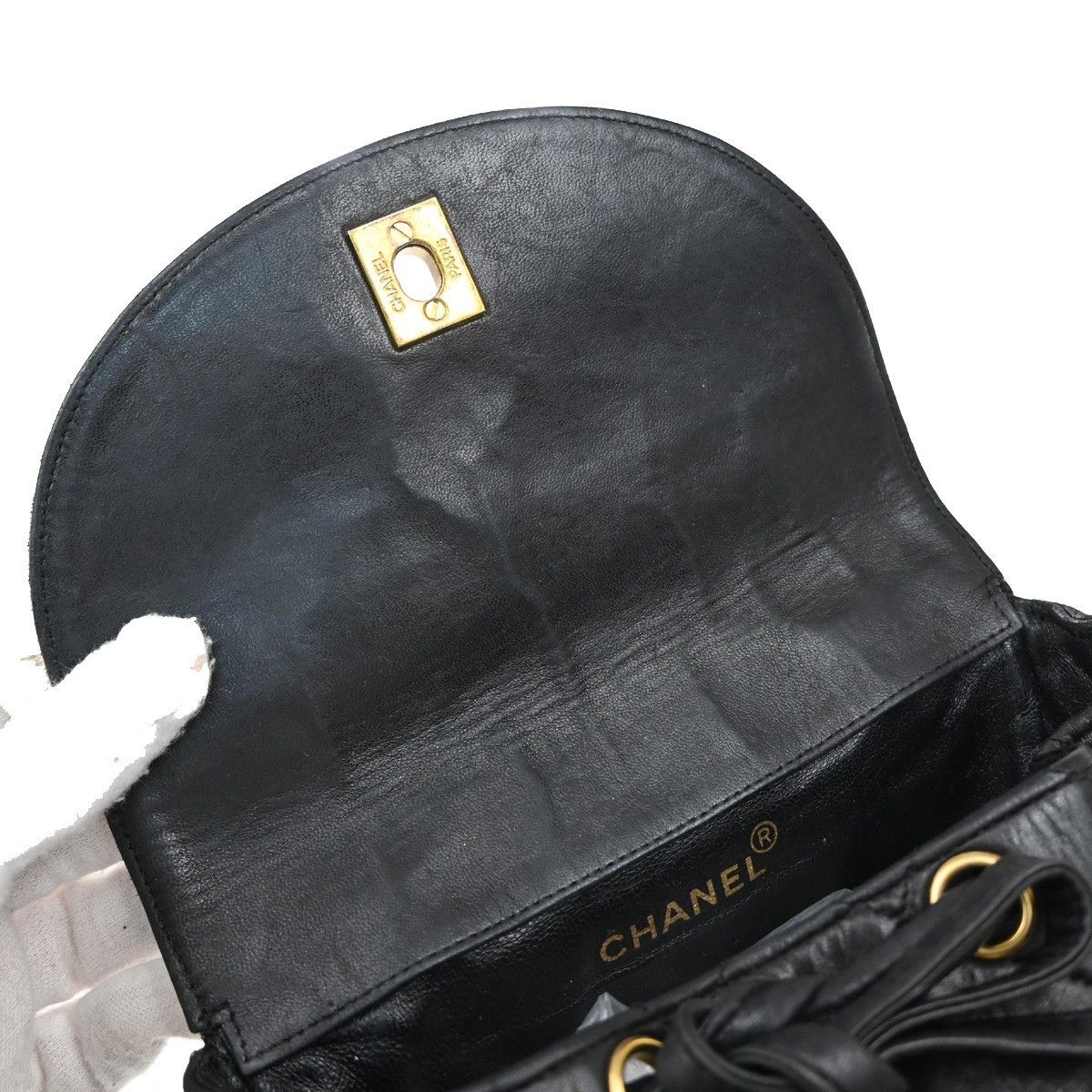 Chanel Chanel Vintage CC Pocket Backpack Leather Size ONE SIZE - 13 Thumbnail