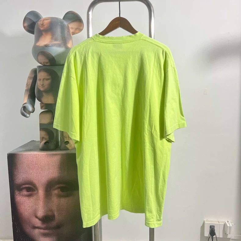 Balenciaga Balenciaga Distressed Short Sleeve Tee Size US L / EU 52-54 / 3 - 3 Thumbnail