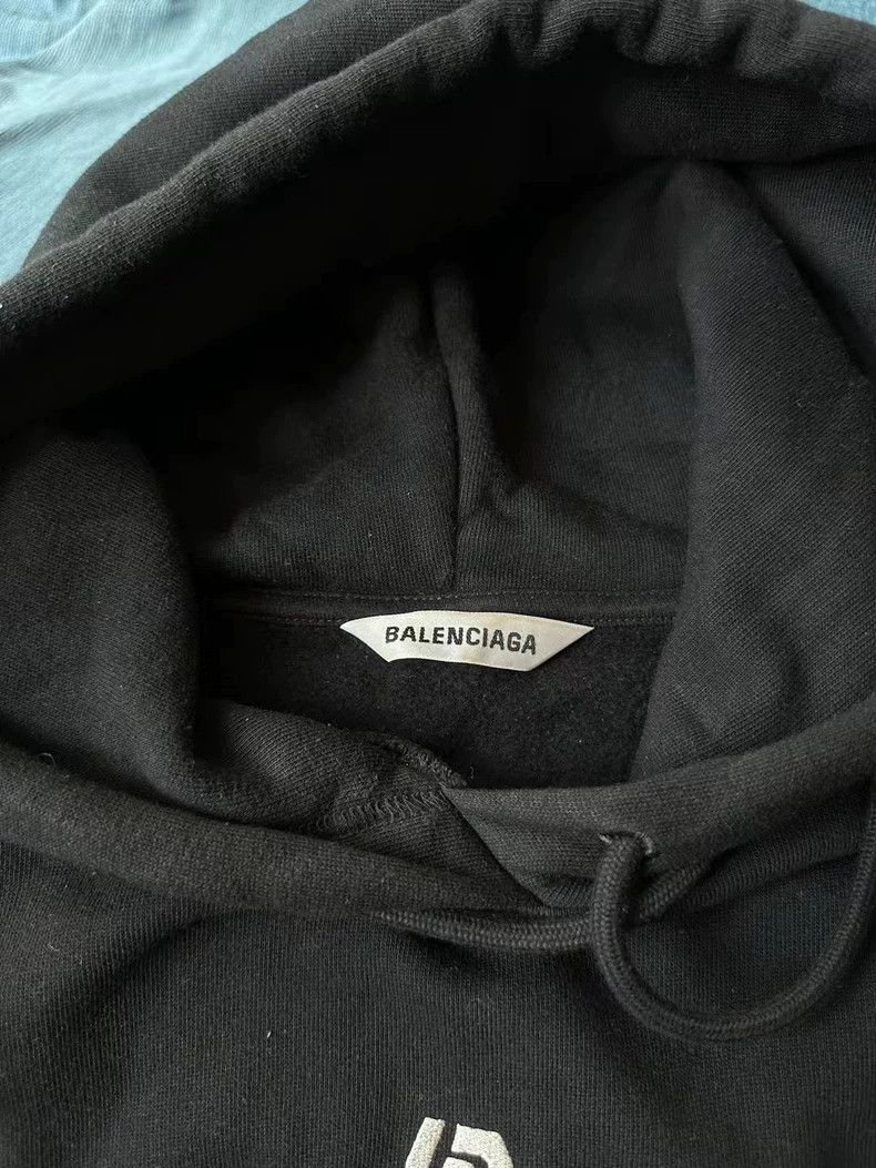 Balenciaga Balenciaga Football Hoodie Size US S / EU 44-46 / 1 - 2 Thumbnail