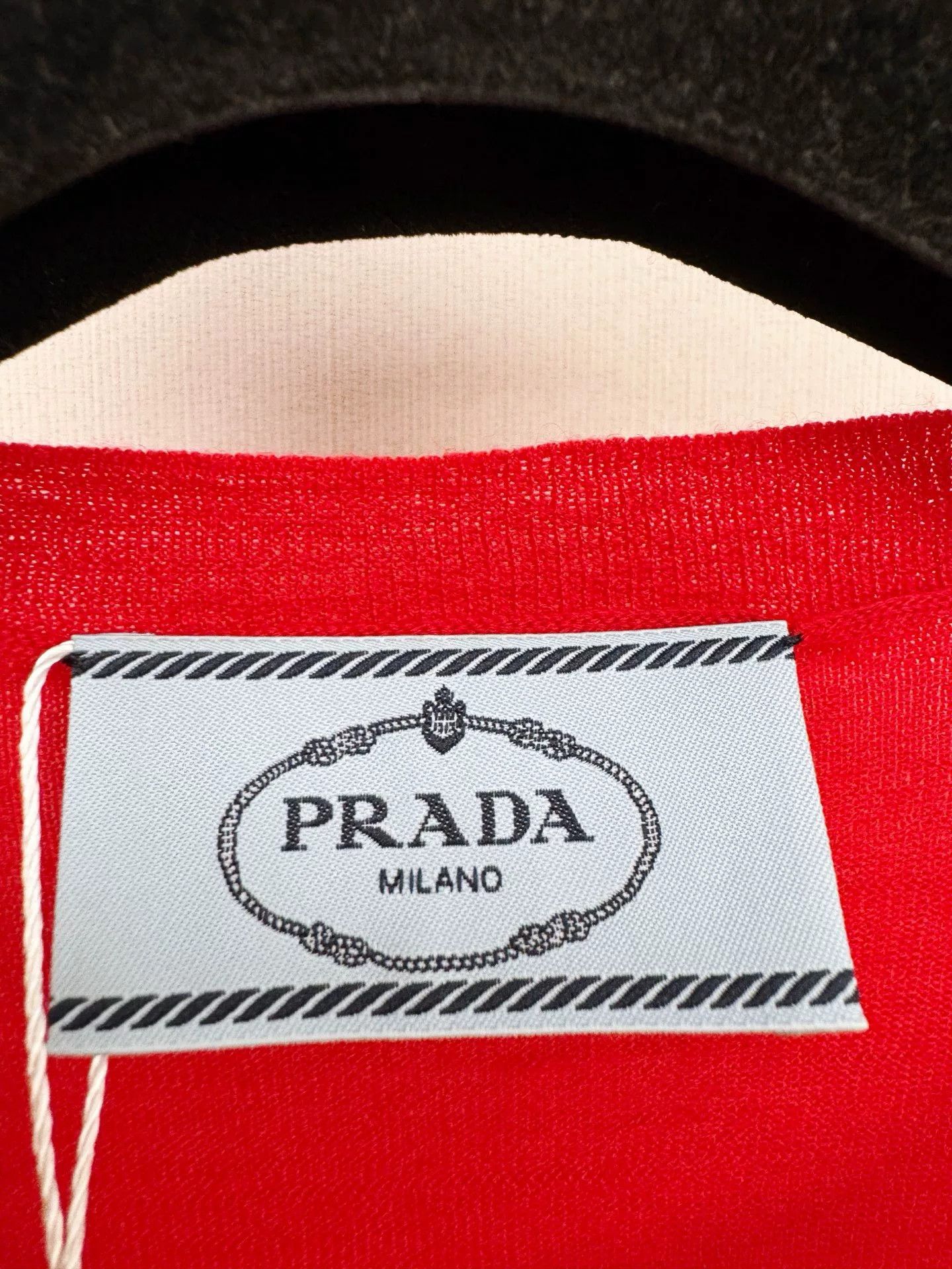 Prada Prada Red Triangle Logo Knit Short Sleeve Size US M / EU 48-50 / 2 - 2 Thumbnail