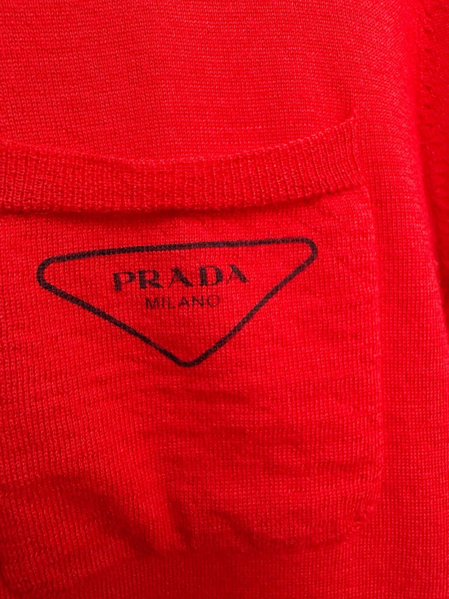 Prada Prada Red Triangle Logo Knit Short Sleeve Size US M / EU 48-50 / 2 - 3 Thumbnail