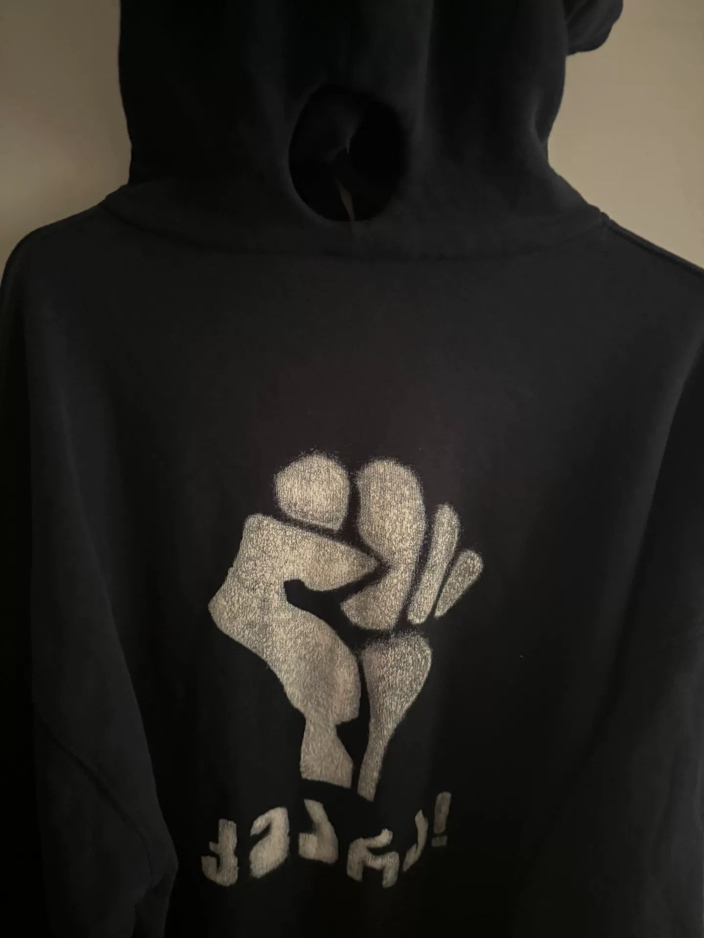 Vetements Vetements 19FW Spiral Fist Cutout Hoodie Size US XS / EU 42 / 0 - 3 Thumbnail