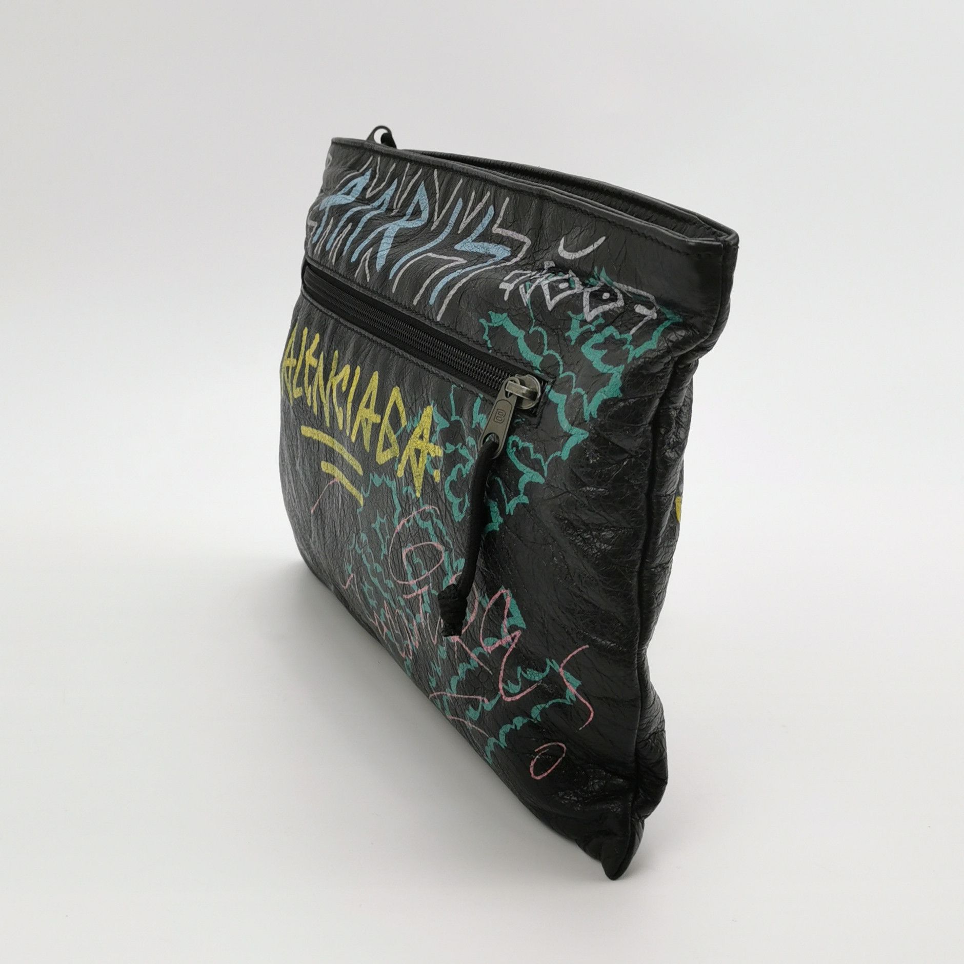 Balenciaga Balenciaga Graffiti Oil Wax Leather Clutch Size ONE SIZE - 3 Thumbnail