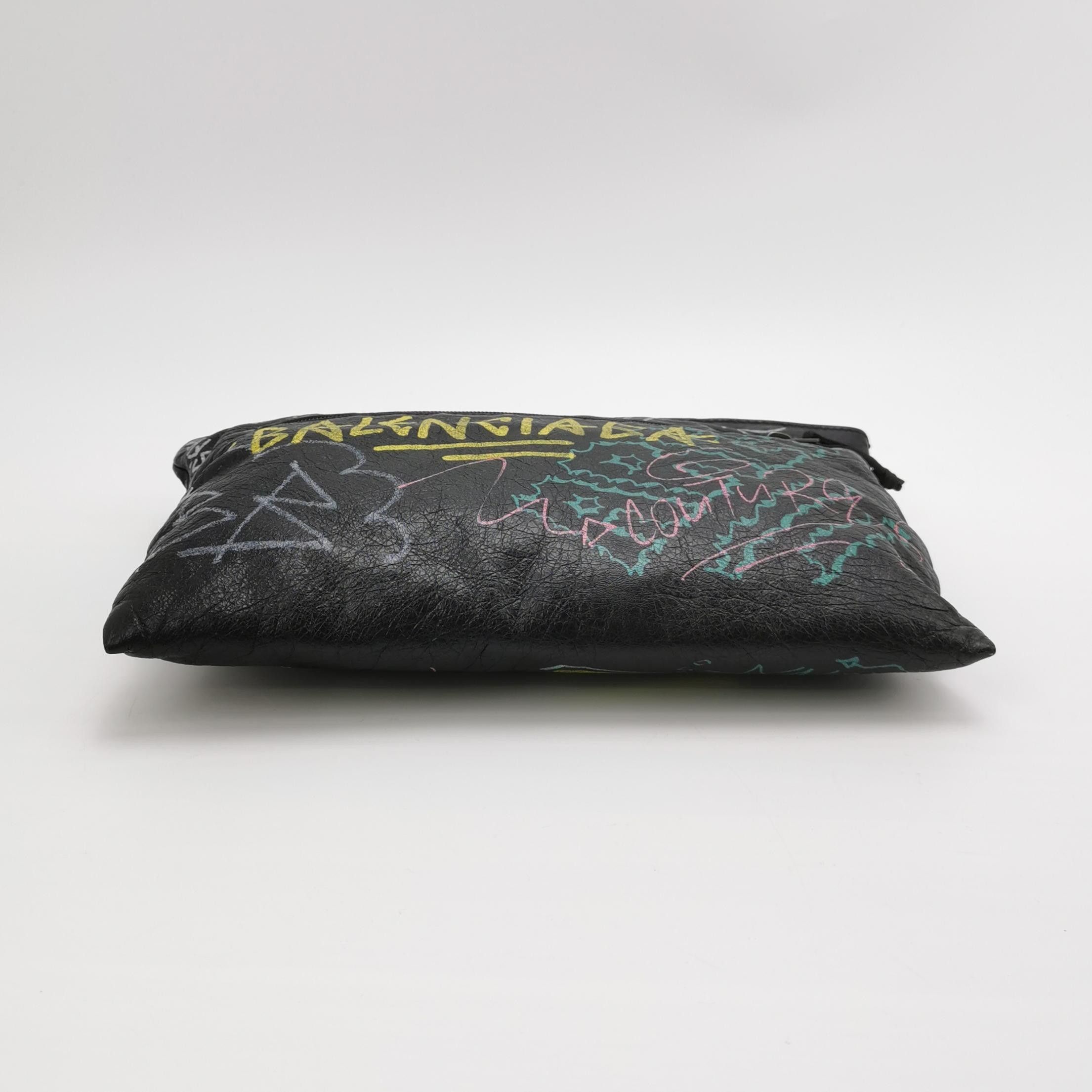 Balenciaga Balenciaga Graffiti Oil Wax Leather Clutch Size ONE SIZE - 9 Thumbnail