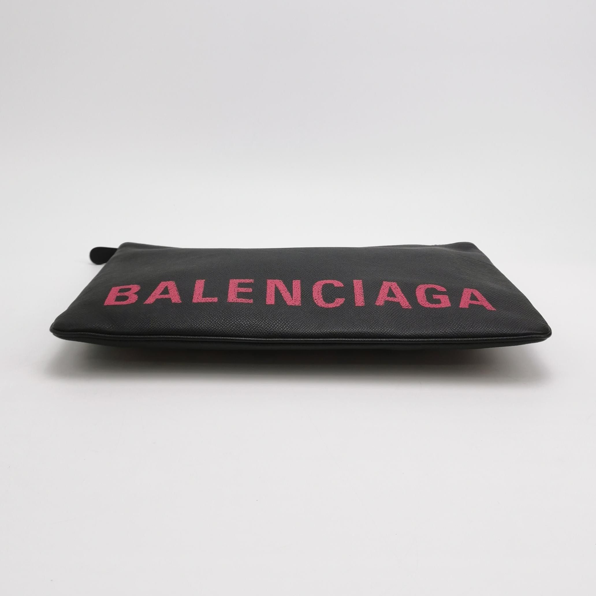Balenciaga Balenciaga Leather Logo Zip Clutch Size ONE SIZE - 9 Thumbnail