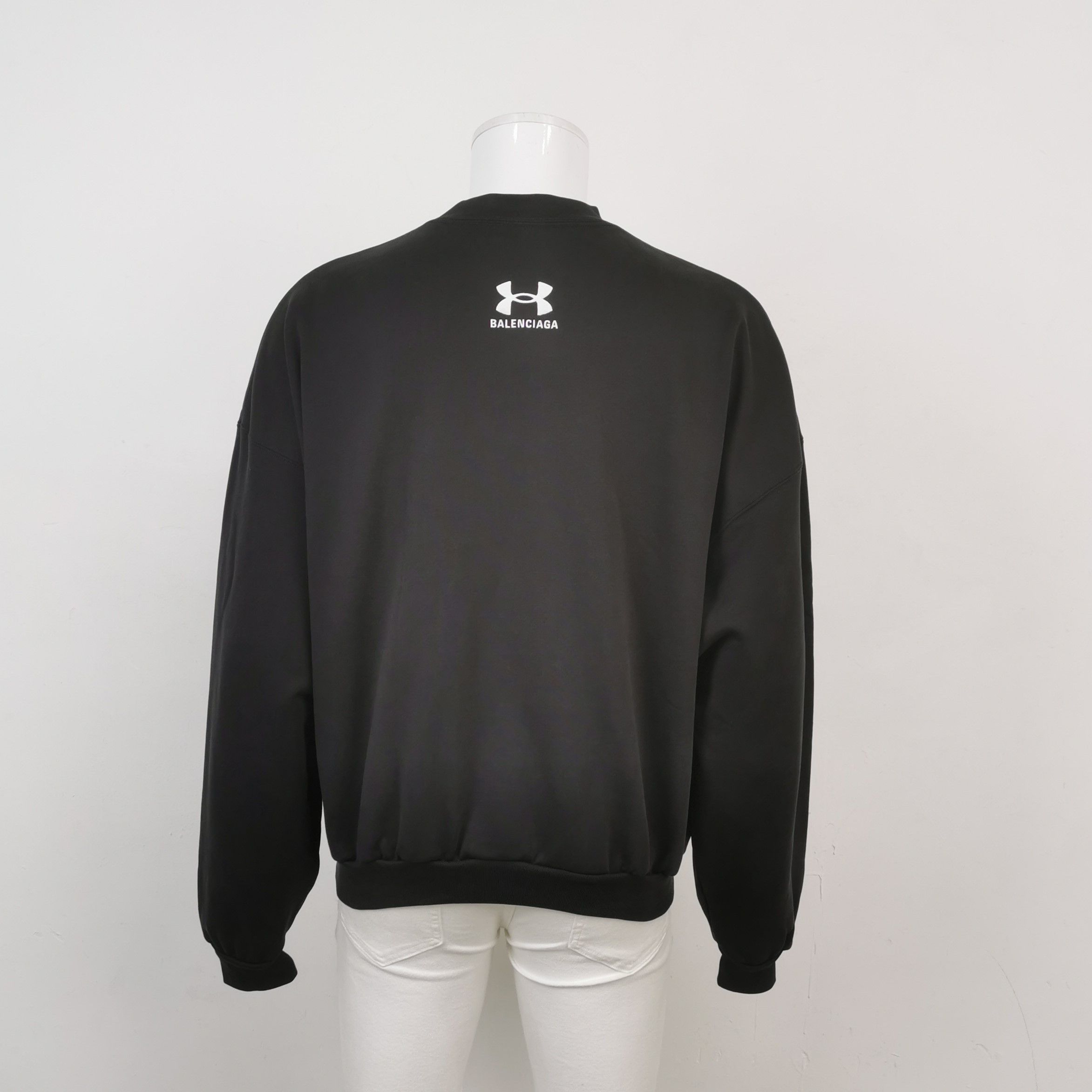 Balenciaga Balenciaga XS Black Logo Crewneck Sweatshirt Size US XS / EU 42 / 0 - 3 Thumbnail