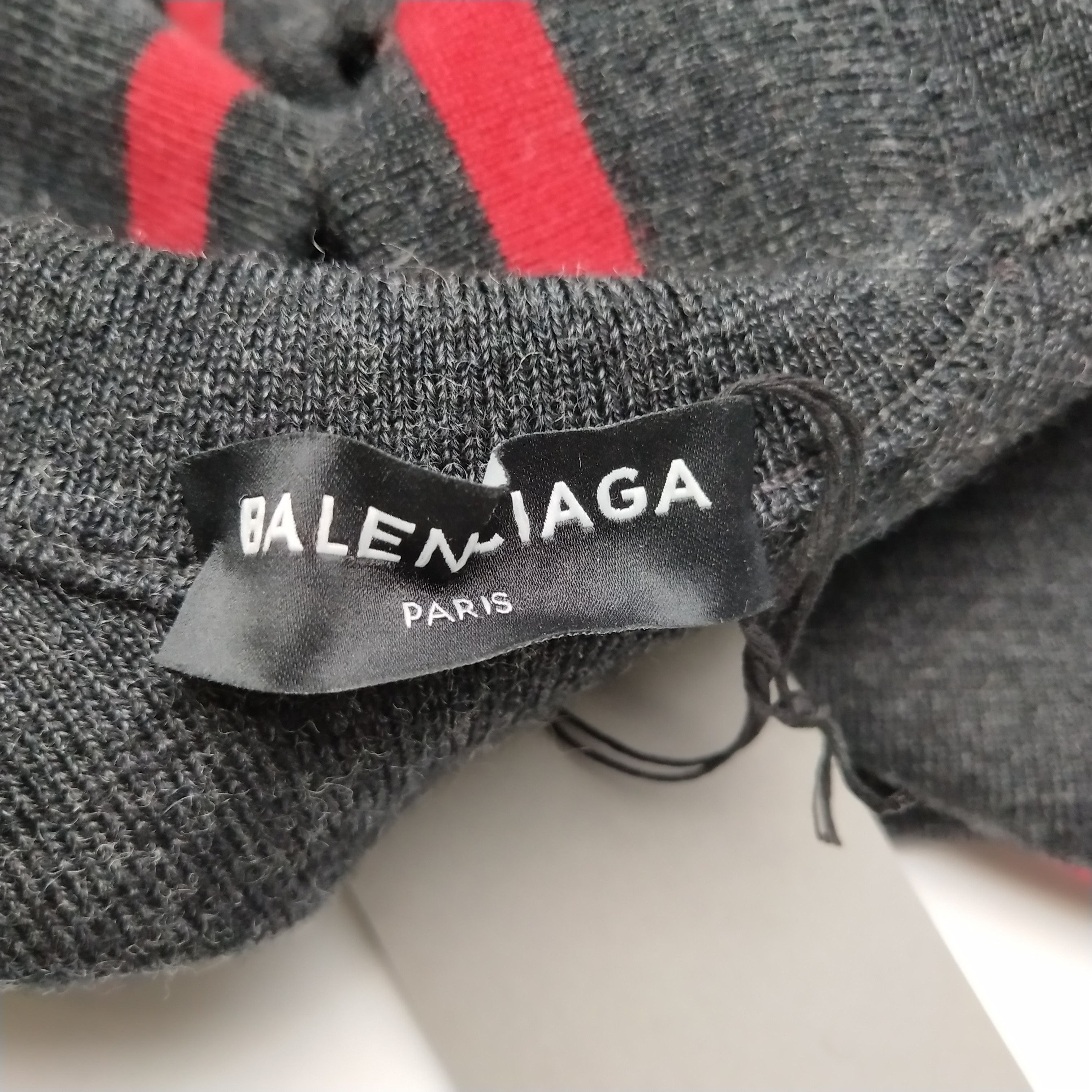 Balenciaga Balenciaga XS Wool Blend Colorblock Logo V-Neck Sweater Size US XS / EU 42 / 0 - 10 Thumbnail