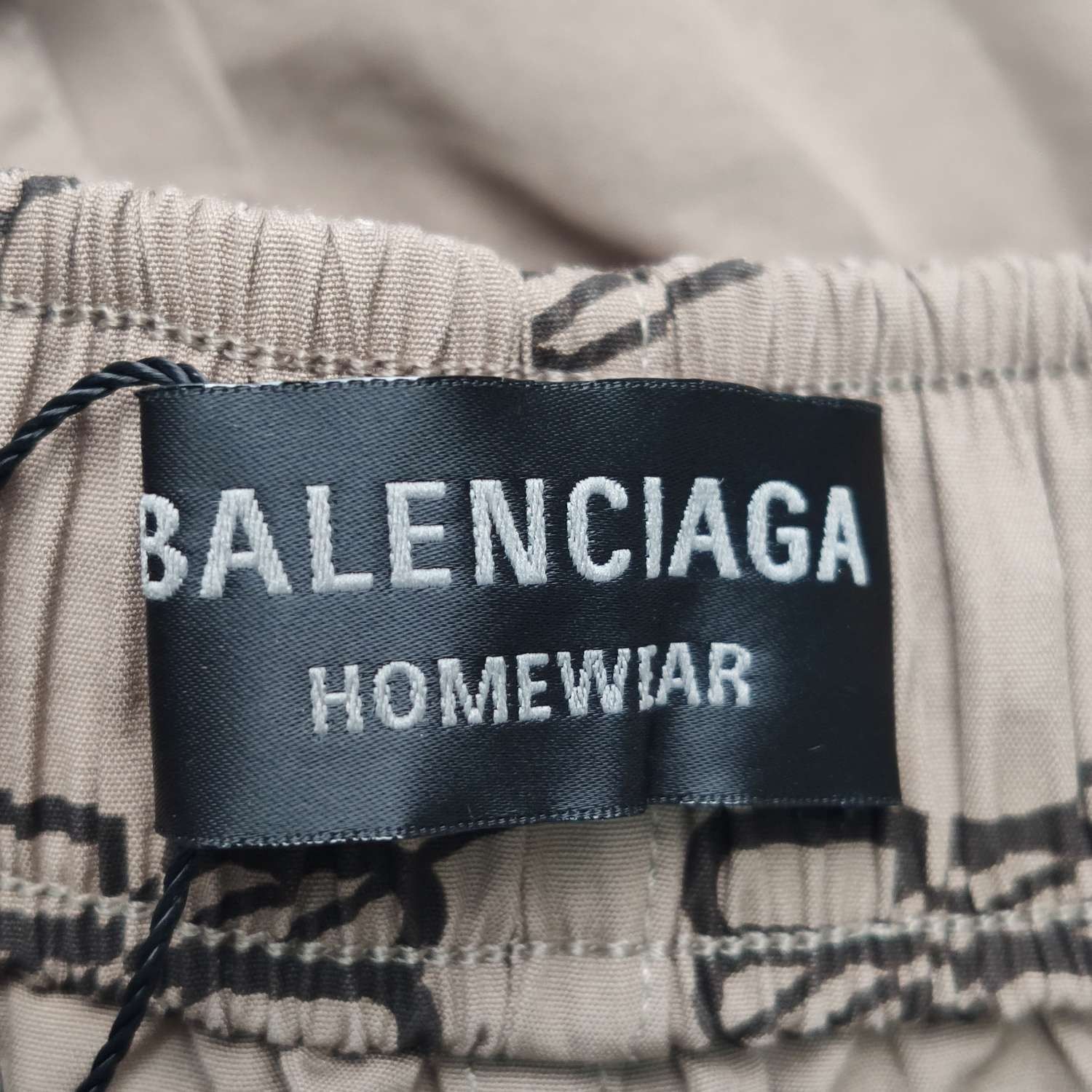 Balenciaga Balenciaga Cotton Logo Print Shorts XS Size US 31 - 10 Thumbnail