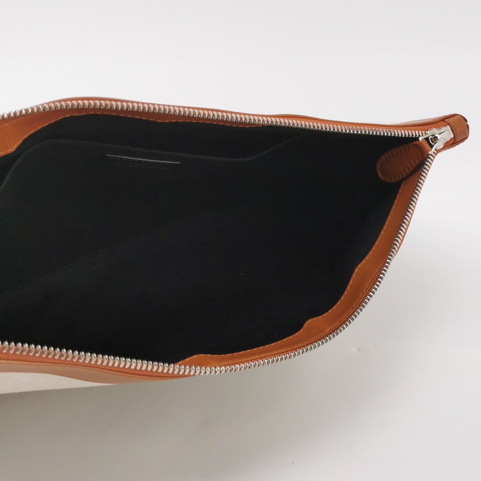 Balenciaga Balenciaga Canvas Leather Logo Zip Clutch Size ONE SIZE - 12 Thumbnail
