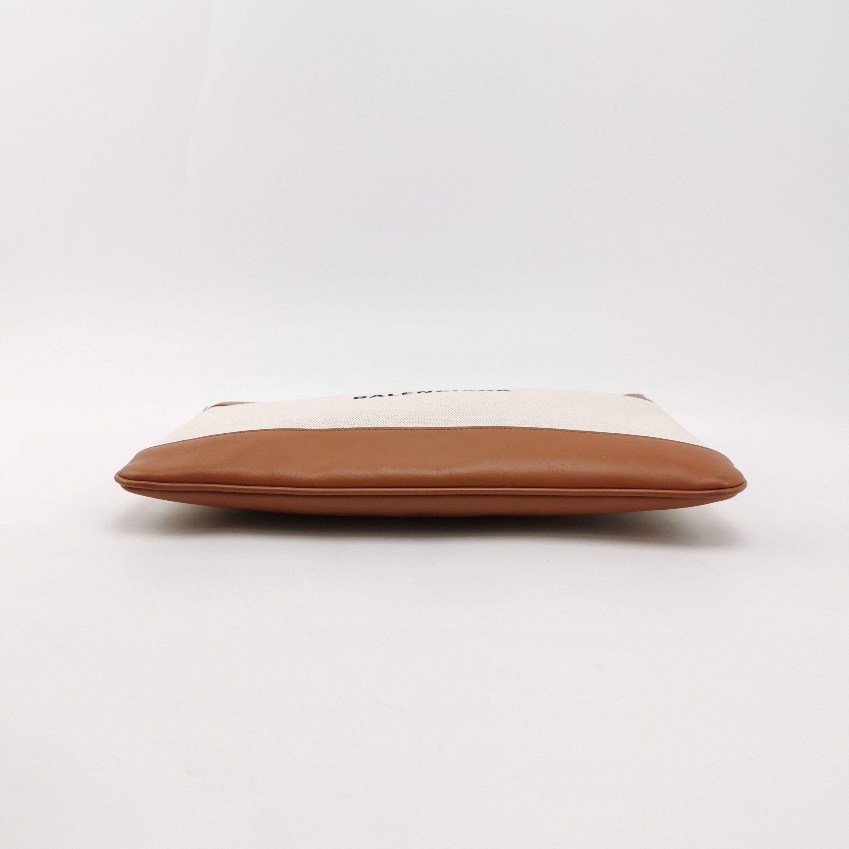 Balenciaga Balenciaga Canvas Leather Logo Zip Clutch Size ONE SIZE - 9 Thumbnail