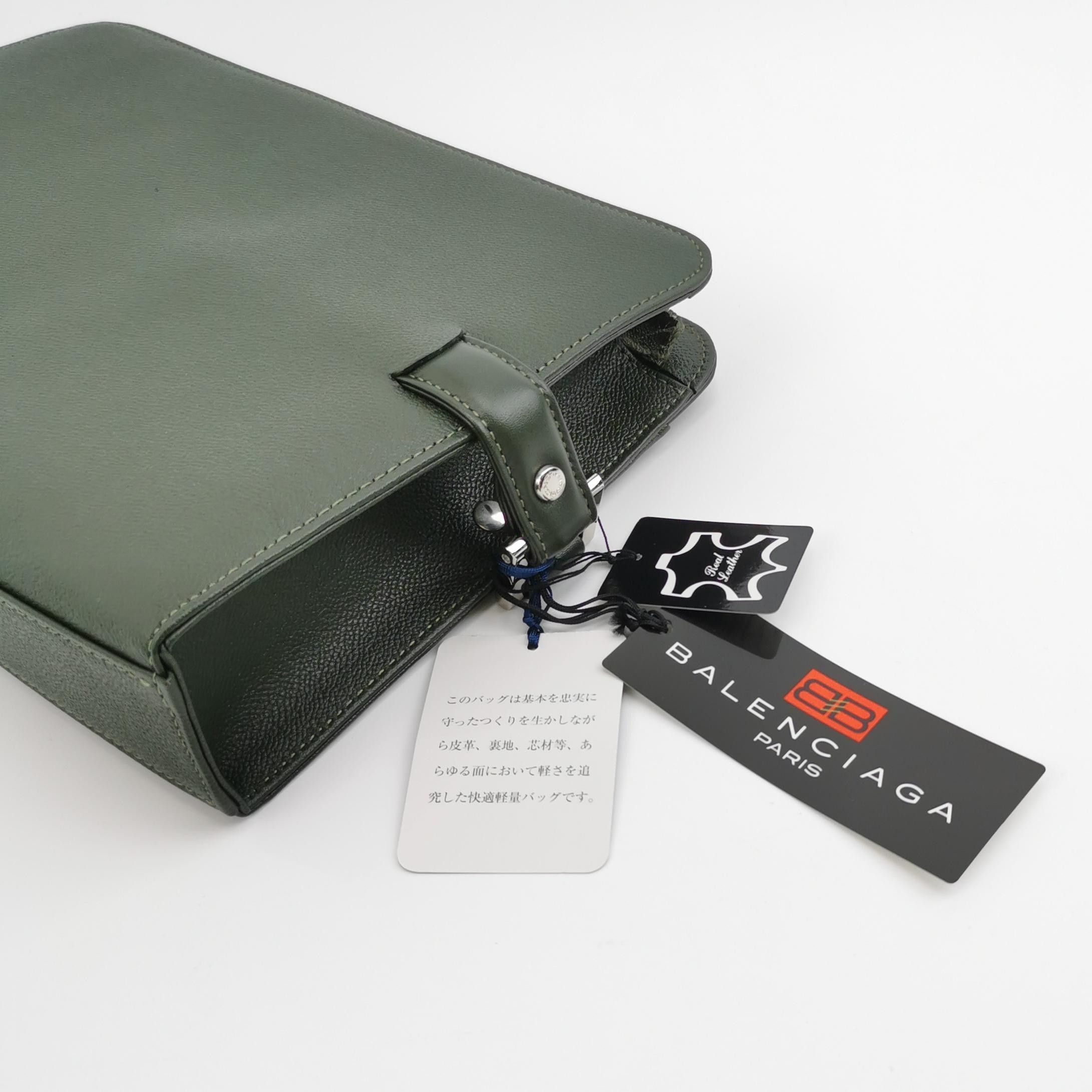 Balenciaga Balenciaga ACE Collab Calfskin Solid Vintage Clutch Size ONE SIZE - 15 Thumbnail