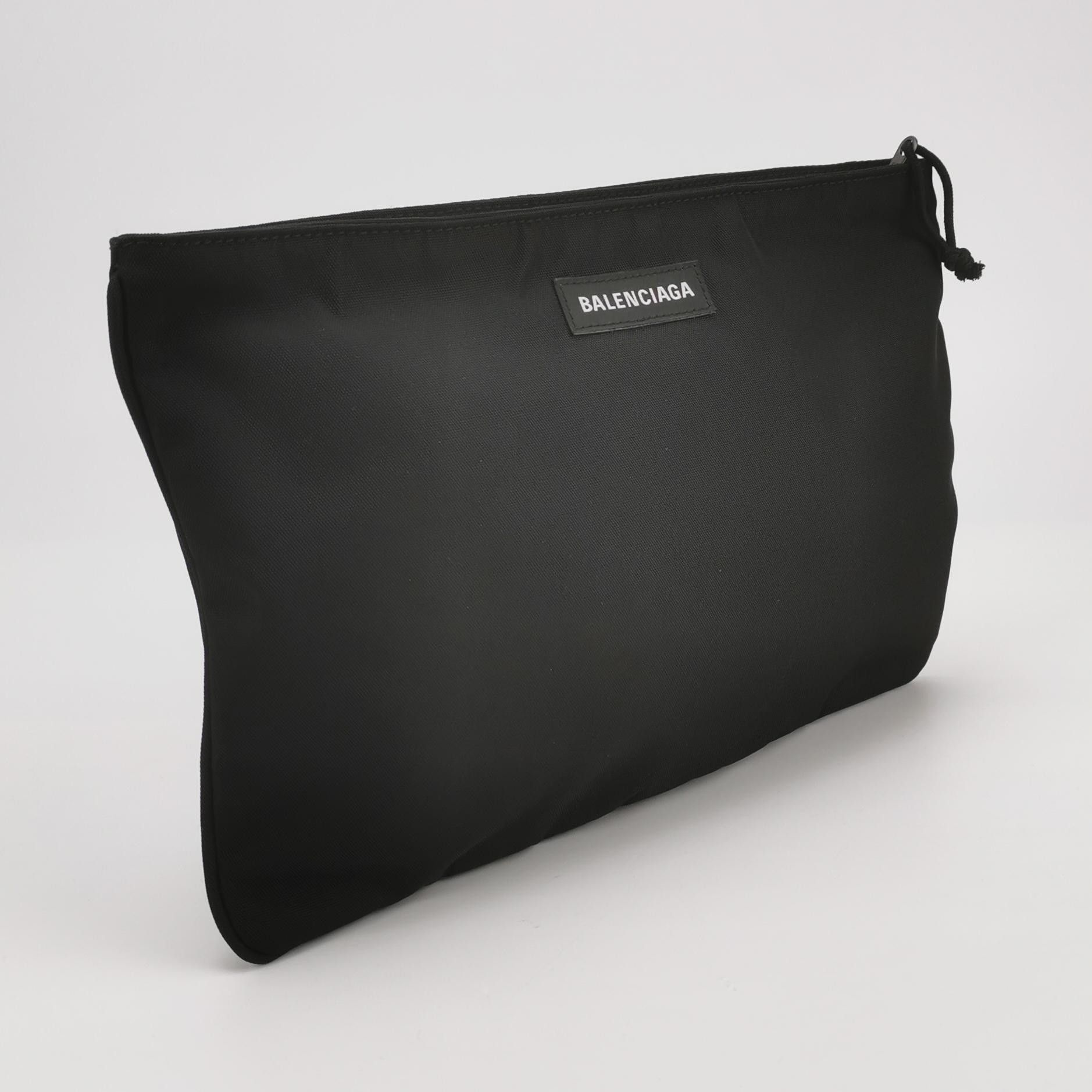 Balenciaga Balenciaga Nylon Solid Logo Zip Clutch Size ONE SIZE - 6 Thumbnail