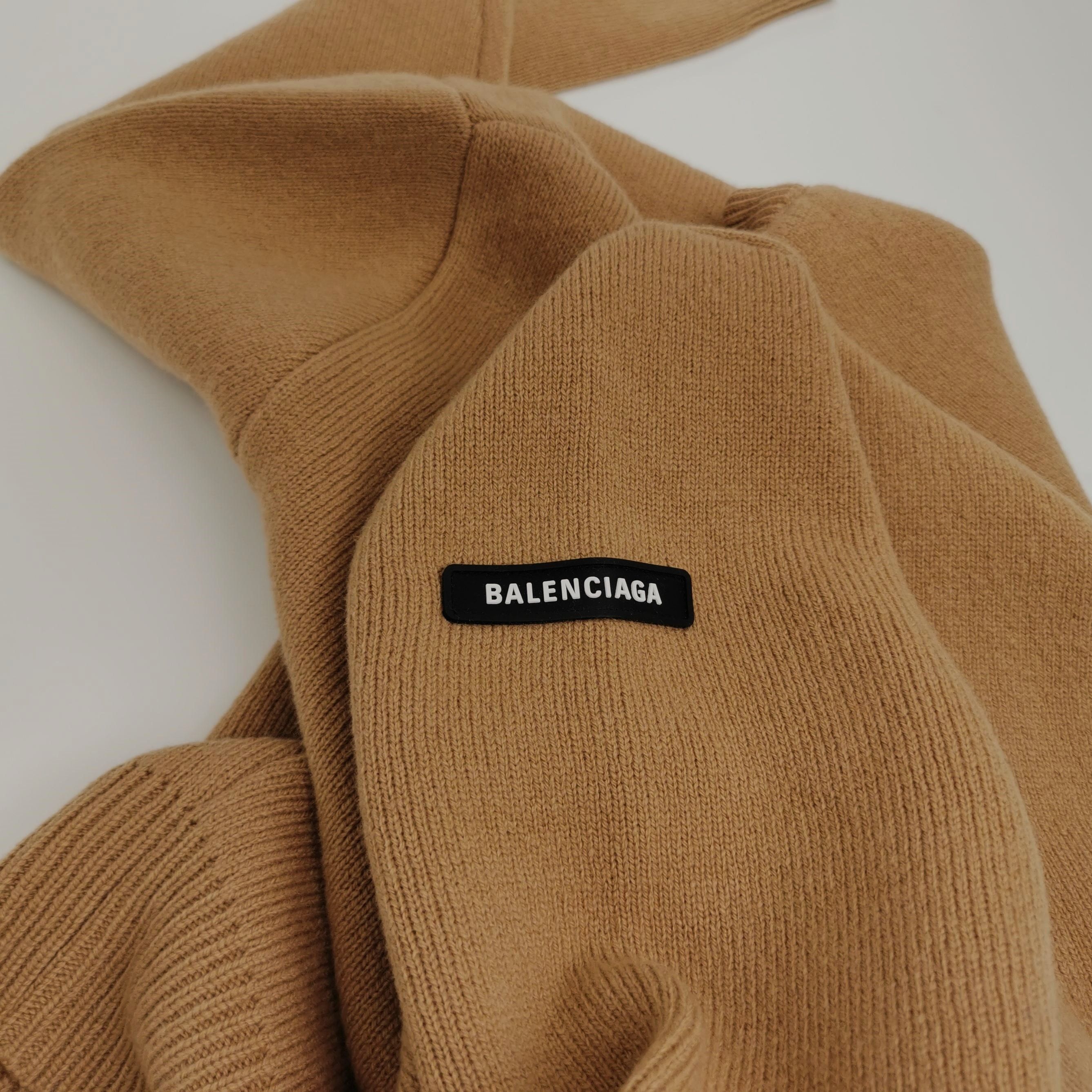 Balenciaga Balenciaga Size S Wool Blend Letter Logo Crewneck Sweater Size S / US 4 / IT 40 - 6 Thumbnail