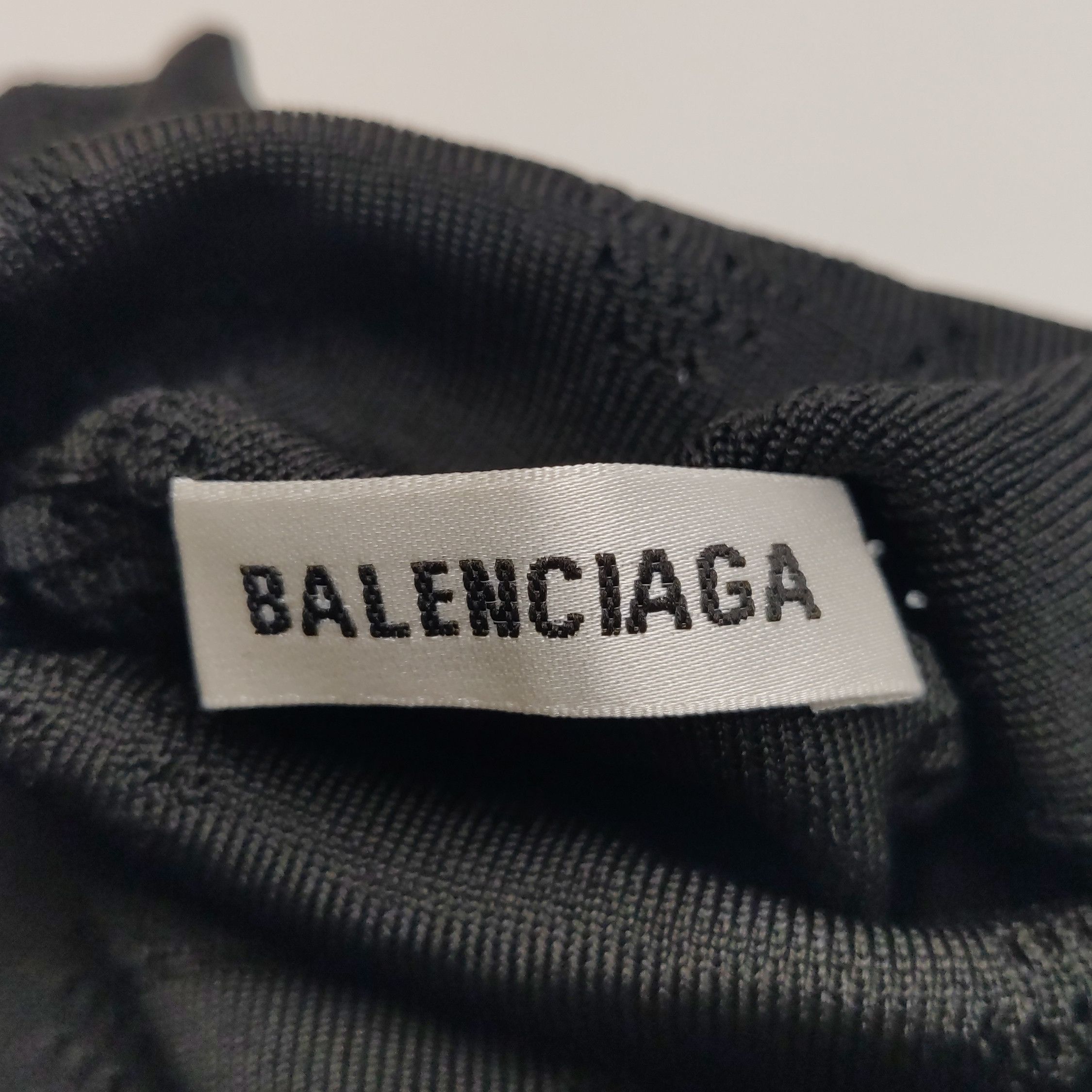 Balenciaga Balenciaga M Size Solid Letter Logo Knit Sweater Size M / US 6-8 / IT 42-44 - 5 Thumbnail