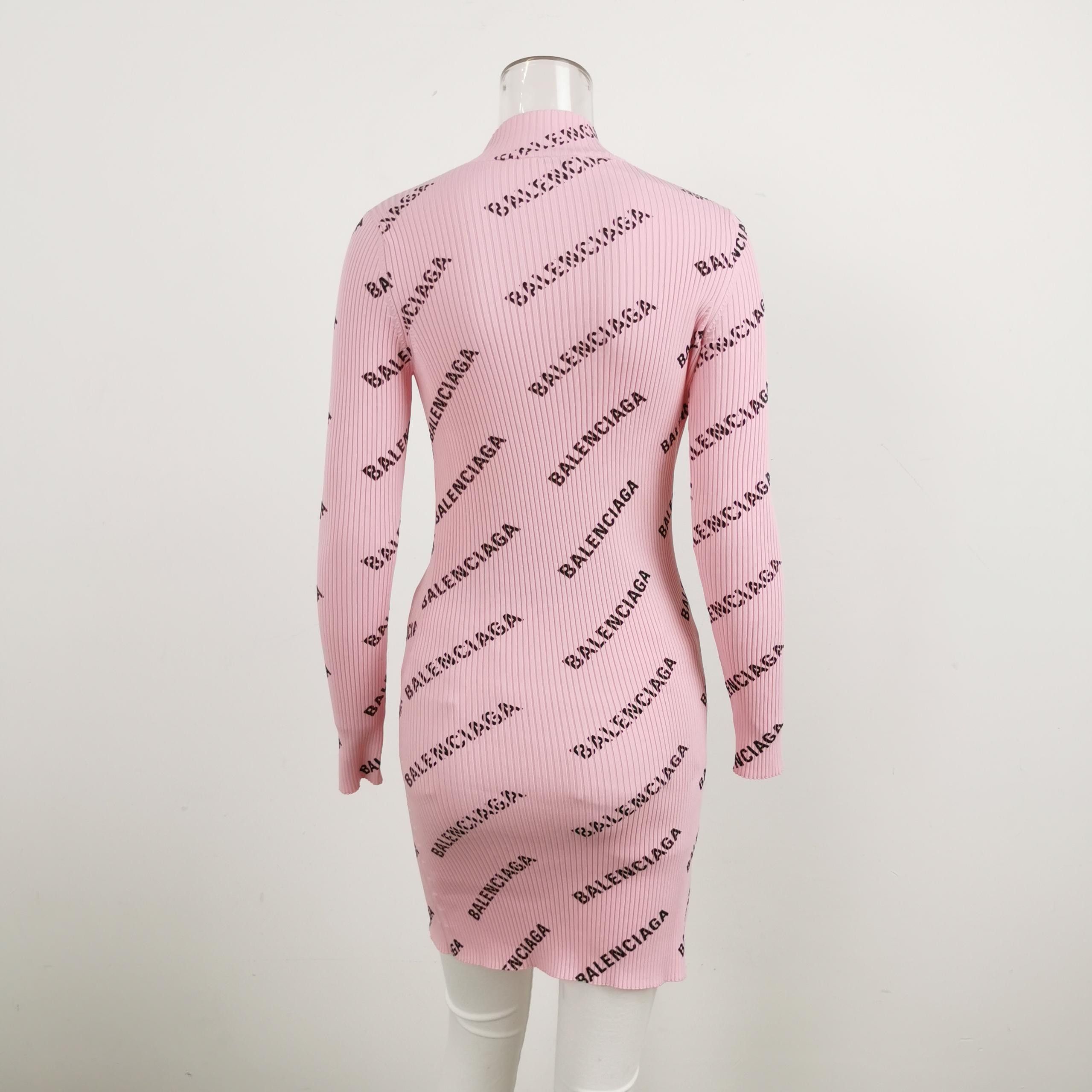 Balenciaga Balenciaga XS Pink Logo Print Crewneck Dress Size XS / US 0-2 / IT 36-38 - 3 Thumbnail