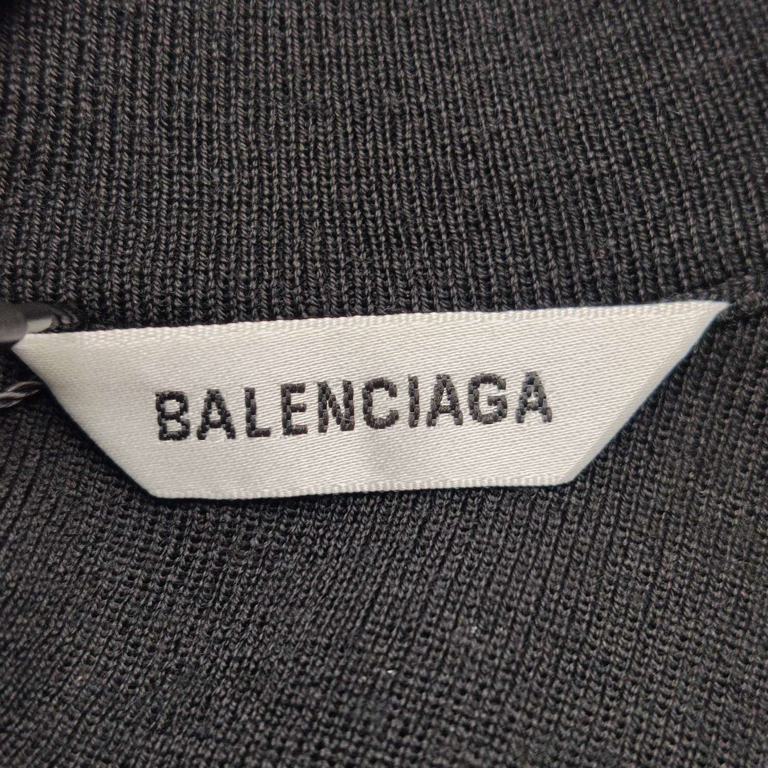 Balenciaga Balenciaga Letter Logo Round Neck Black Dress M Size M / US 6-8 / IT 42-44 - 9 Thumbnail