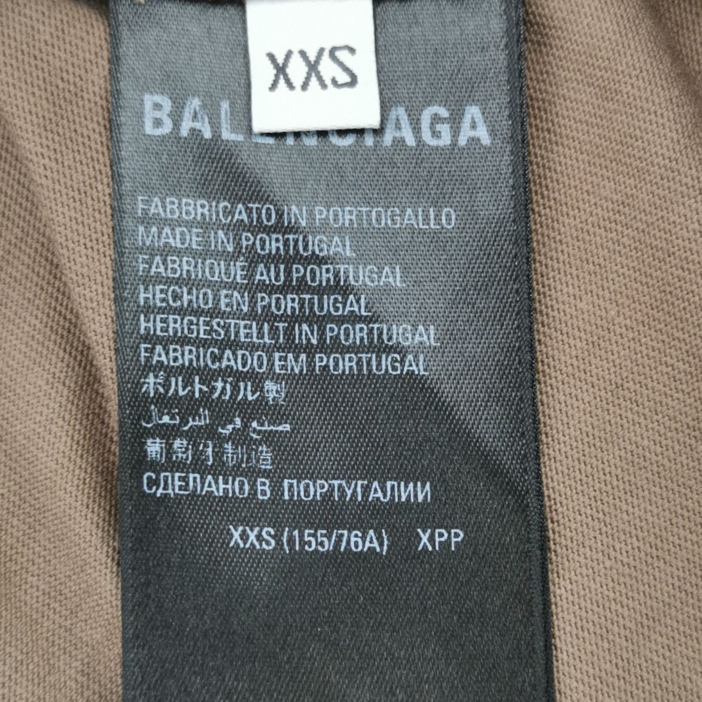 Balenciaga Vintage Balenciaga Distressed Cotton Logo T-Shirt XS Size XS / US 0-2 / IT 36-38 - 12 Thumbnail