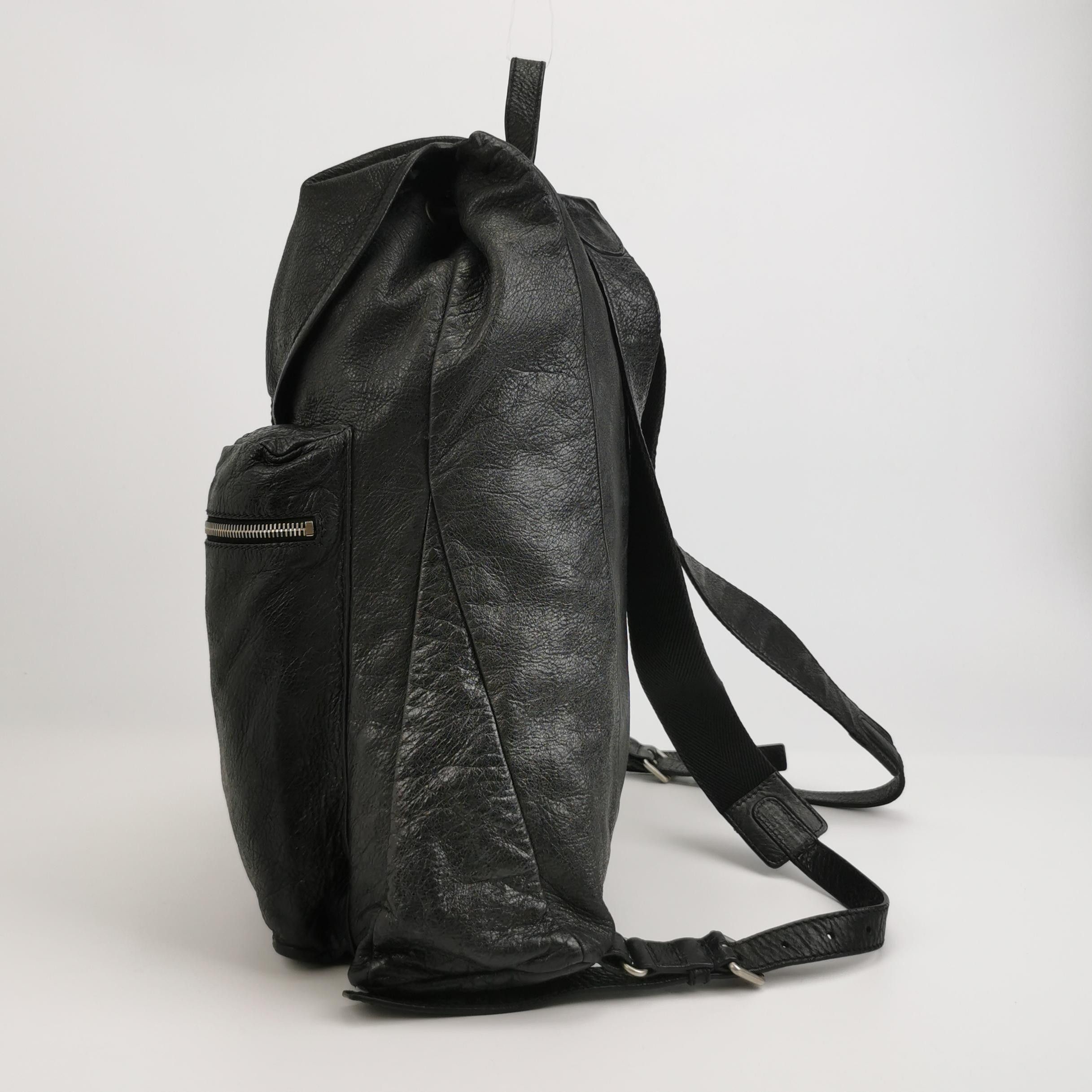 Balenciaga Balenciaga Black Leather Flap Backpack Size ONE SIZE - 5 Thumbnail