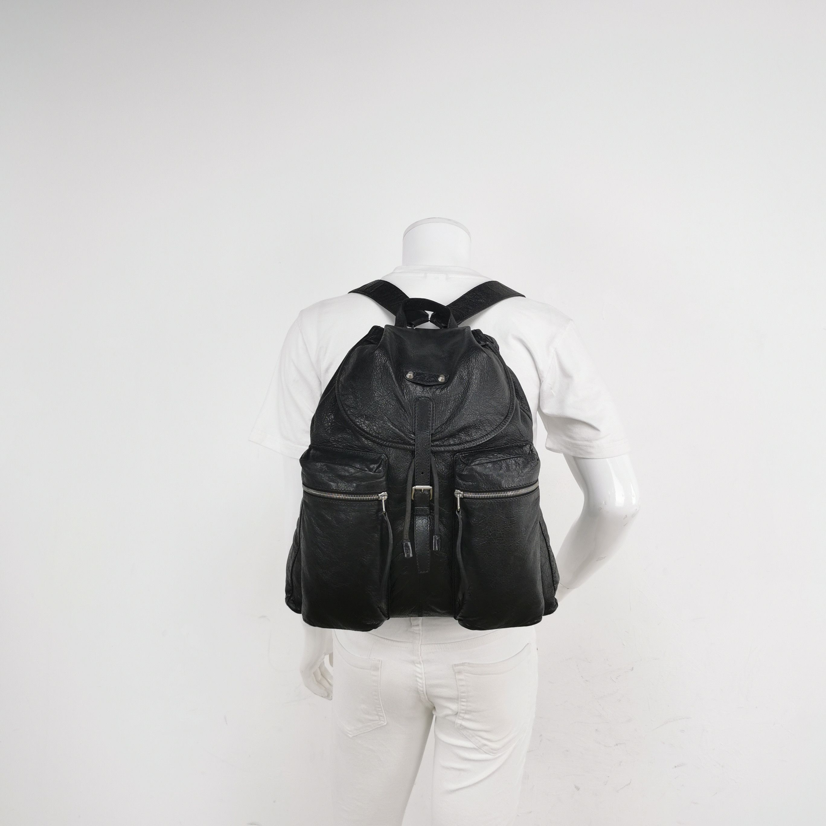 Balenciaga Balenciaga Black Leather Flap Backpack Size ONE SIZE - 4 Thumbnail