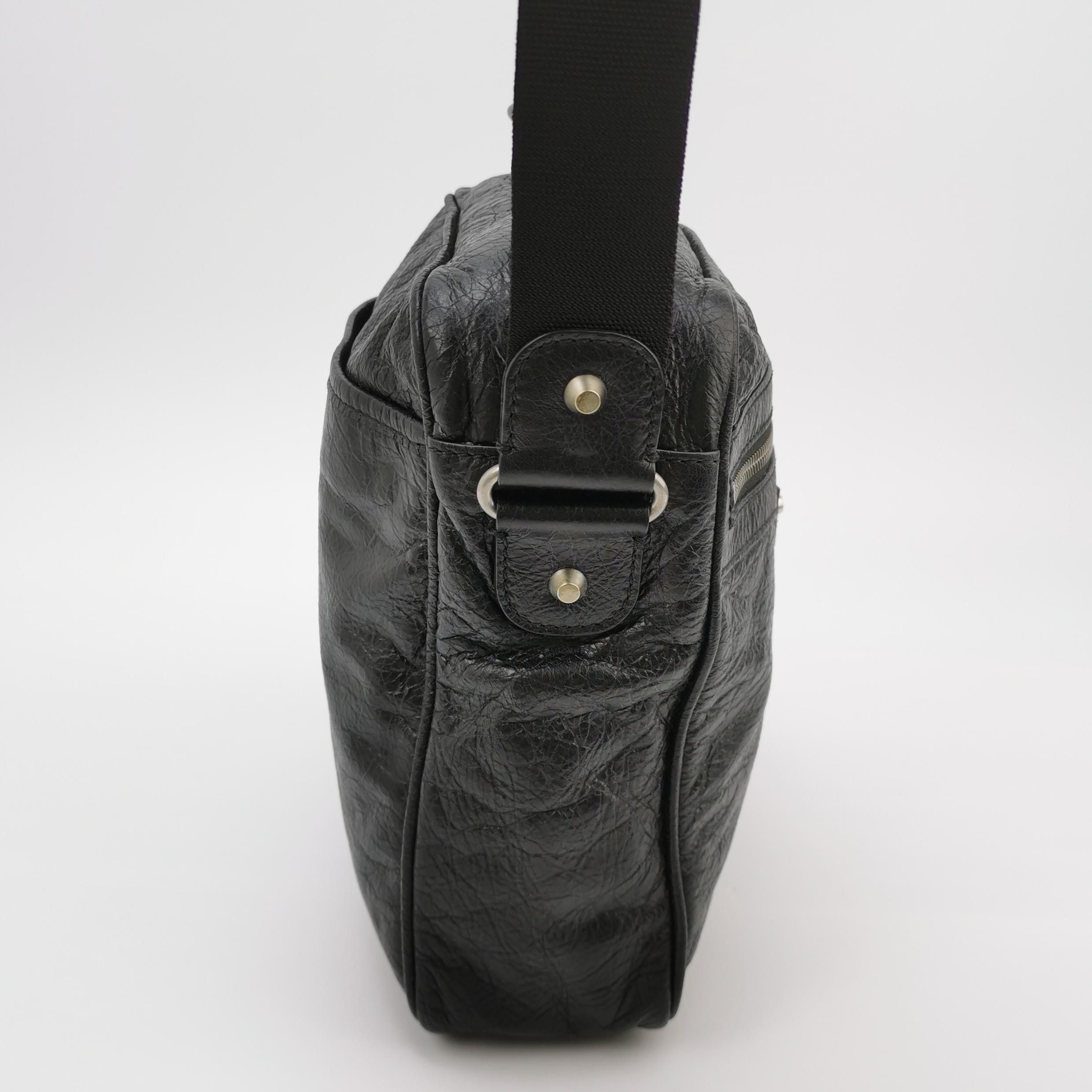 Balenciaga Balenciaga Waxed Leather Studded Crossbody Bag Size ONE SIZE - 7 Thumbnail
