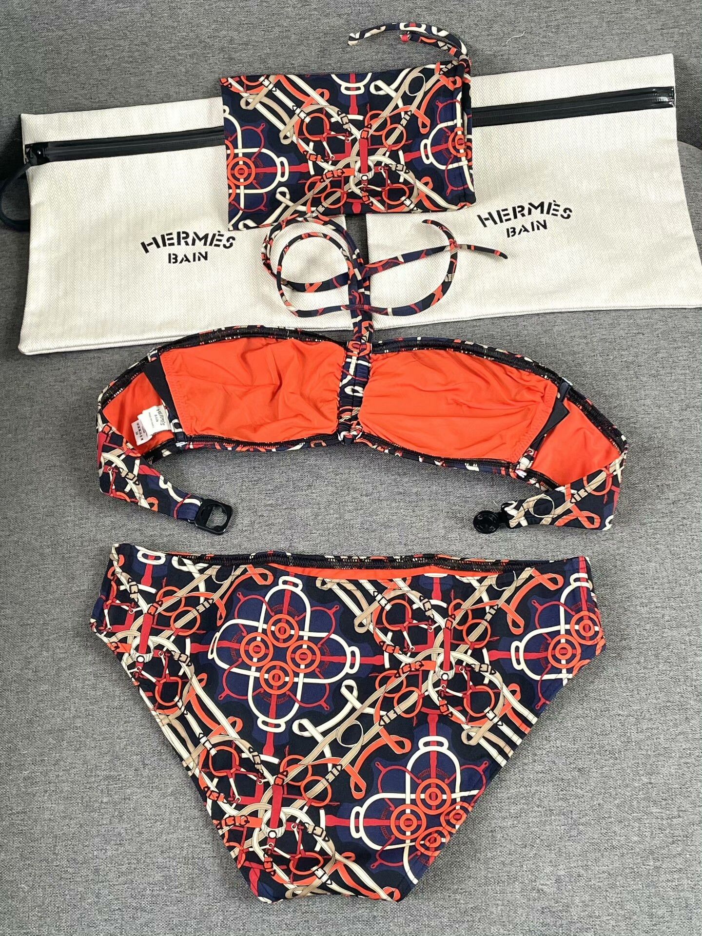 Hermes HERMES Classic Pattern Swimwear Size US 34 / EU 50 - 2 Thumbnail