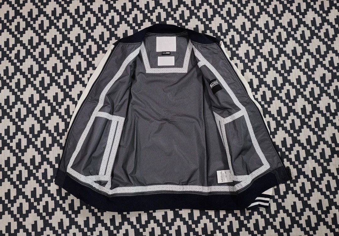 White Mountaineering contrast sleeve bomber jacket by white mountaineering Size US L / EU 52-54 / 3 - 3 Thumbnail