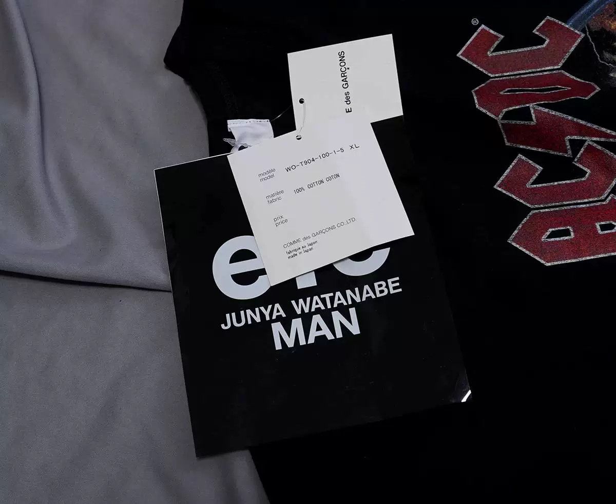 Junya Watanabe junya watanabe acdc vintage t-shirt xl Size US XL / EU 56 / 4 - 7 Thumbnail