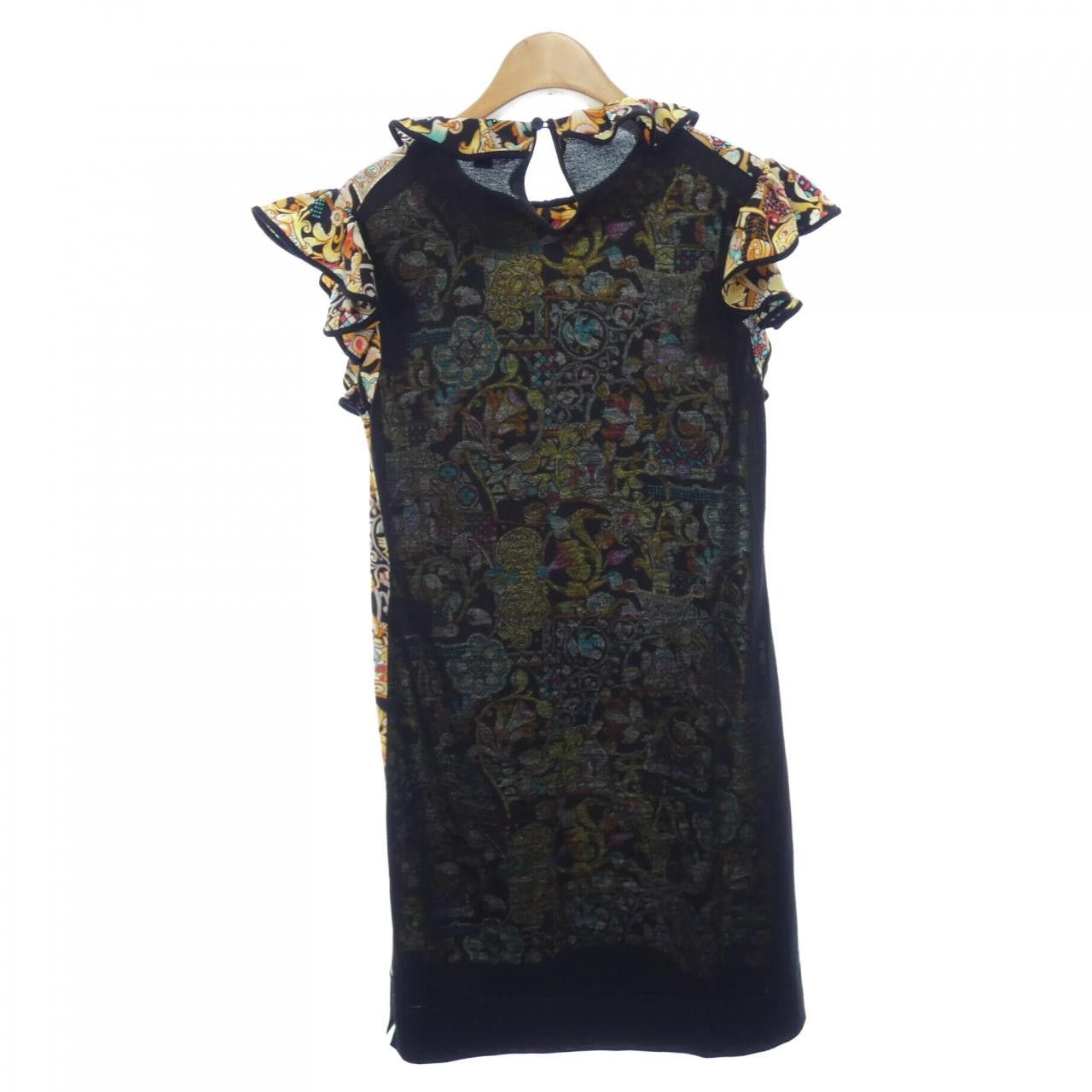 Louis Vuitton Louis Vuitton Louis Vuitton Dress Others Dresses F9KD410LV DUTY FREE for USA Size ONE SIZE - 2 Thumbnail