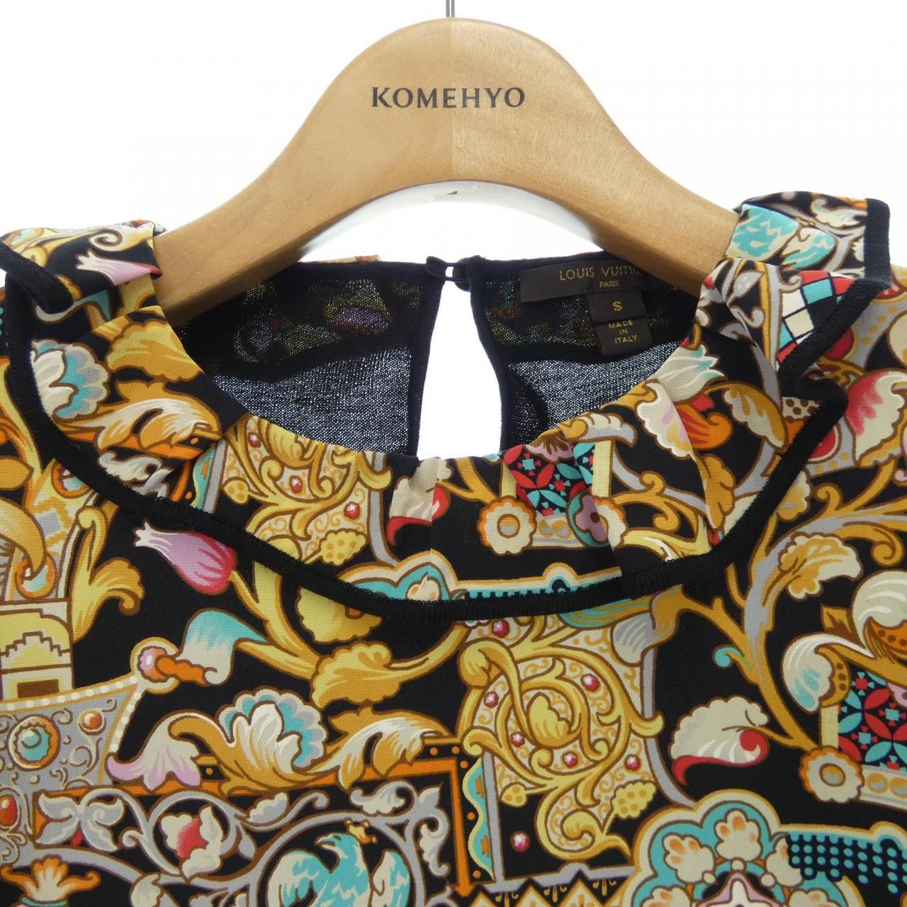 Louis Vuitton Louis Vuitton Louis Vuitton Dress Others Dresses F9KD410LV DUTY FREE for USA Size ONE SIZE - 5 Thumbnail