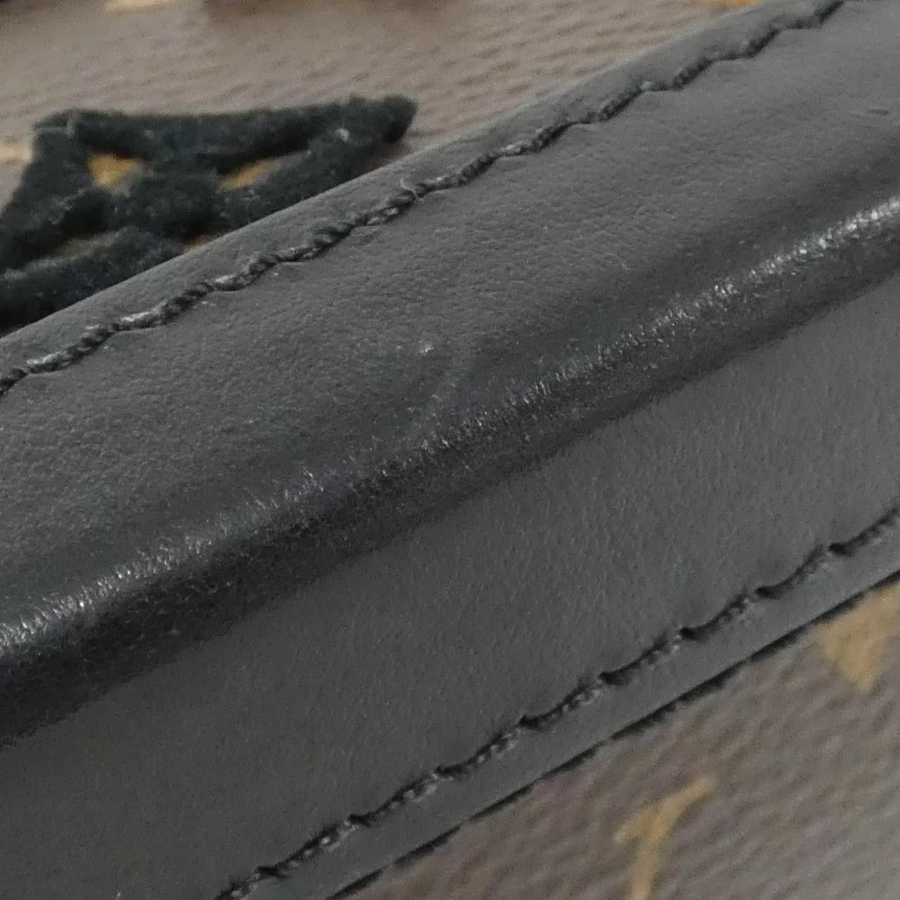 Louis Vuitton Louis Vuitton Louis Vuitton Monogram Soft Trunk Shoulder Bag Canvas Shoulder Bag M45044 DUTY FREE for USA Size ONE SIZE - 4 Thumbnail
