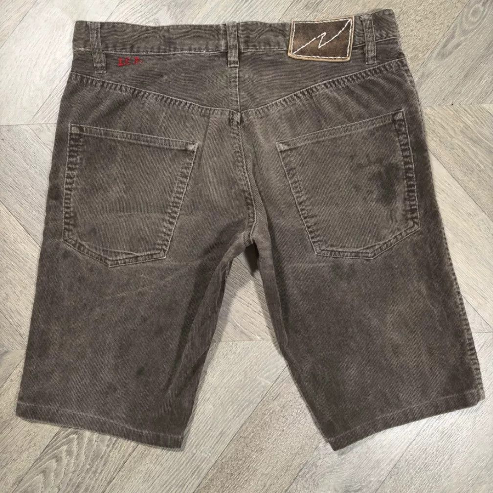 Visvim visvim cut-off corduroy shorts 17SS Size US 32 / EU 48 - 3 Thumbnail