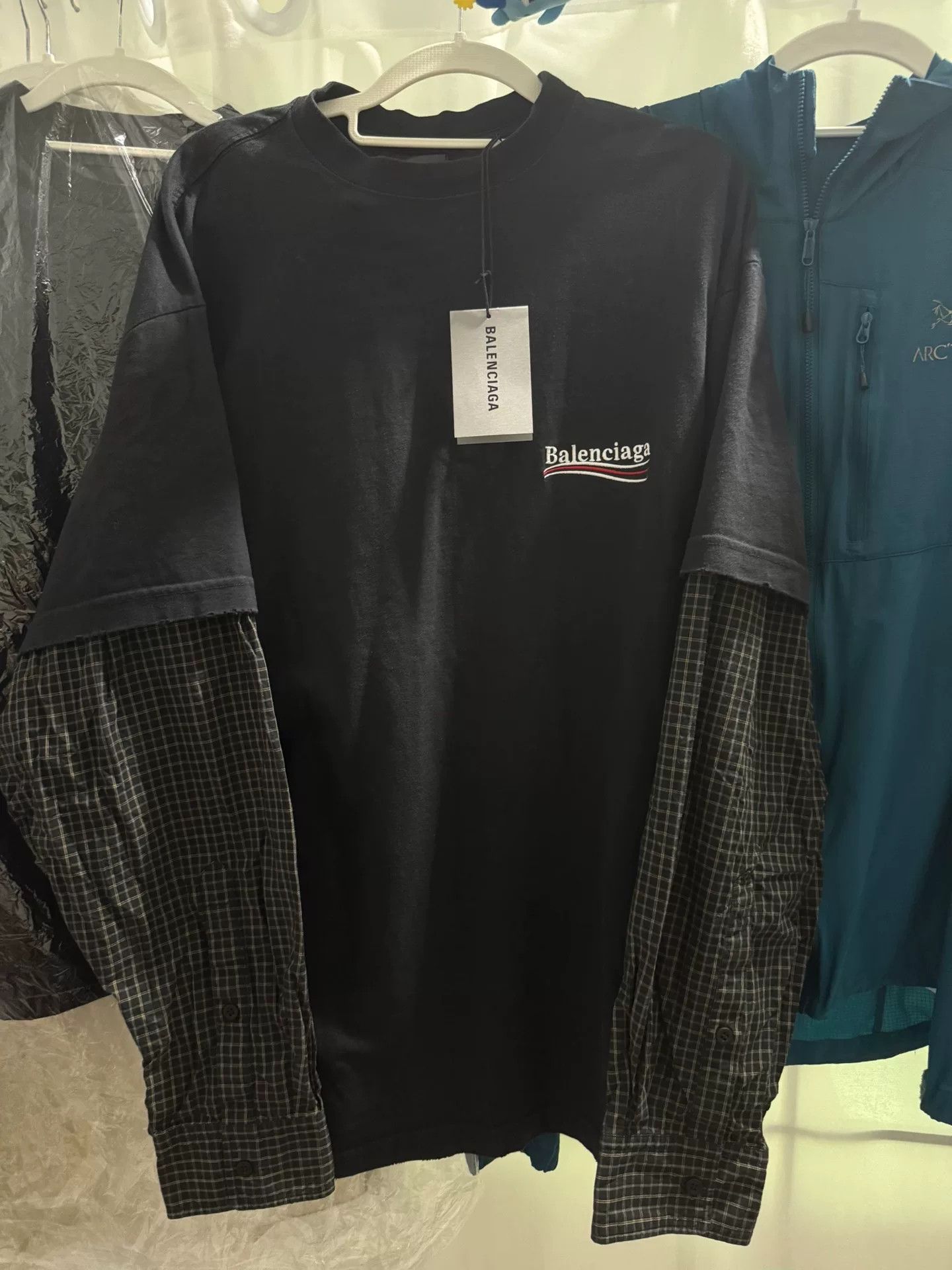 Balenciaga Balenciaga 23ss Coke Embroidery LS Top Size US M / EU 48-50 / 2 - 2 Thumbnail